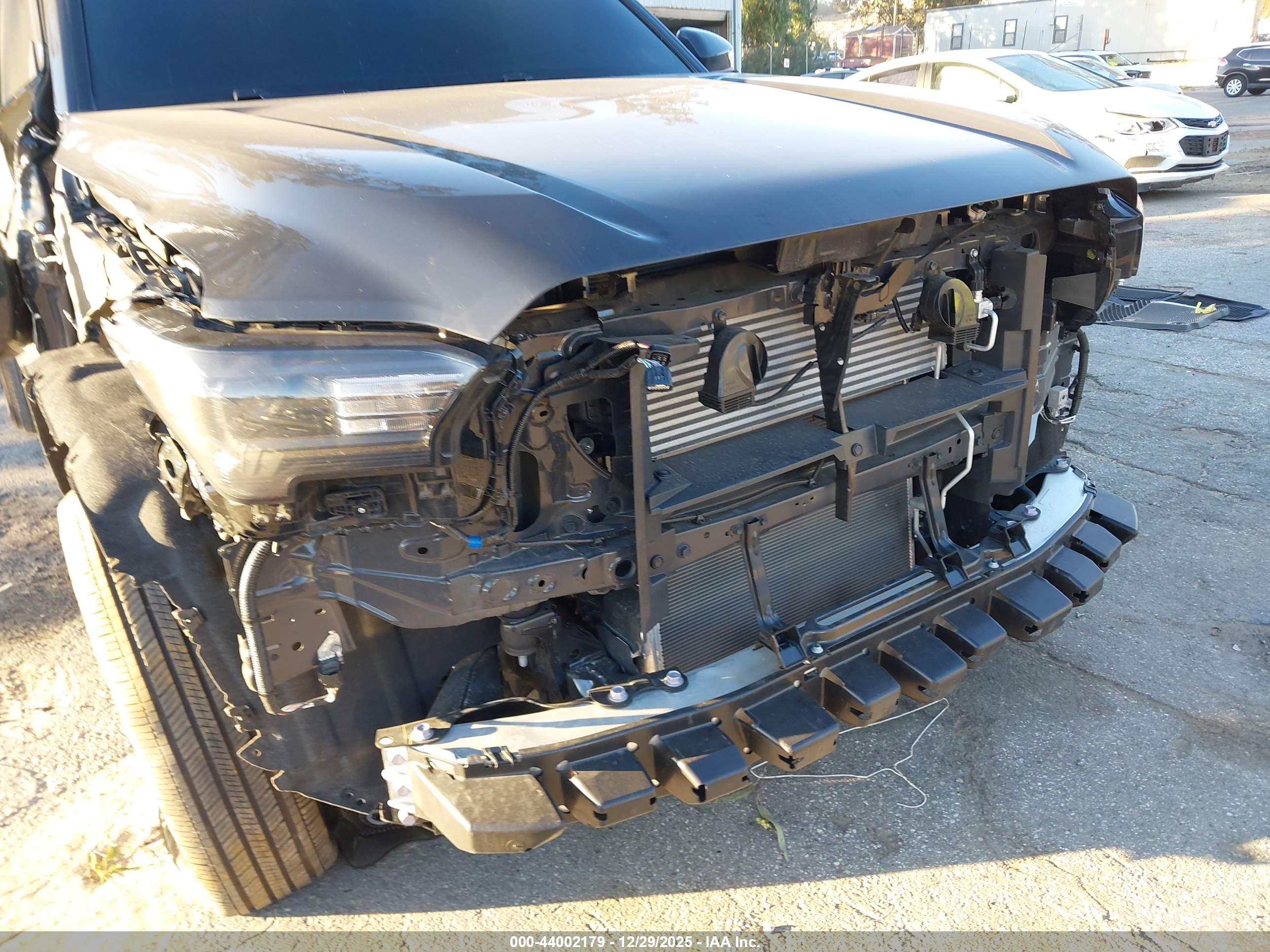 TOYOTA TACOMA image 6