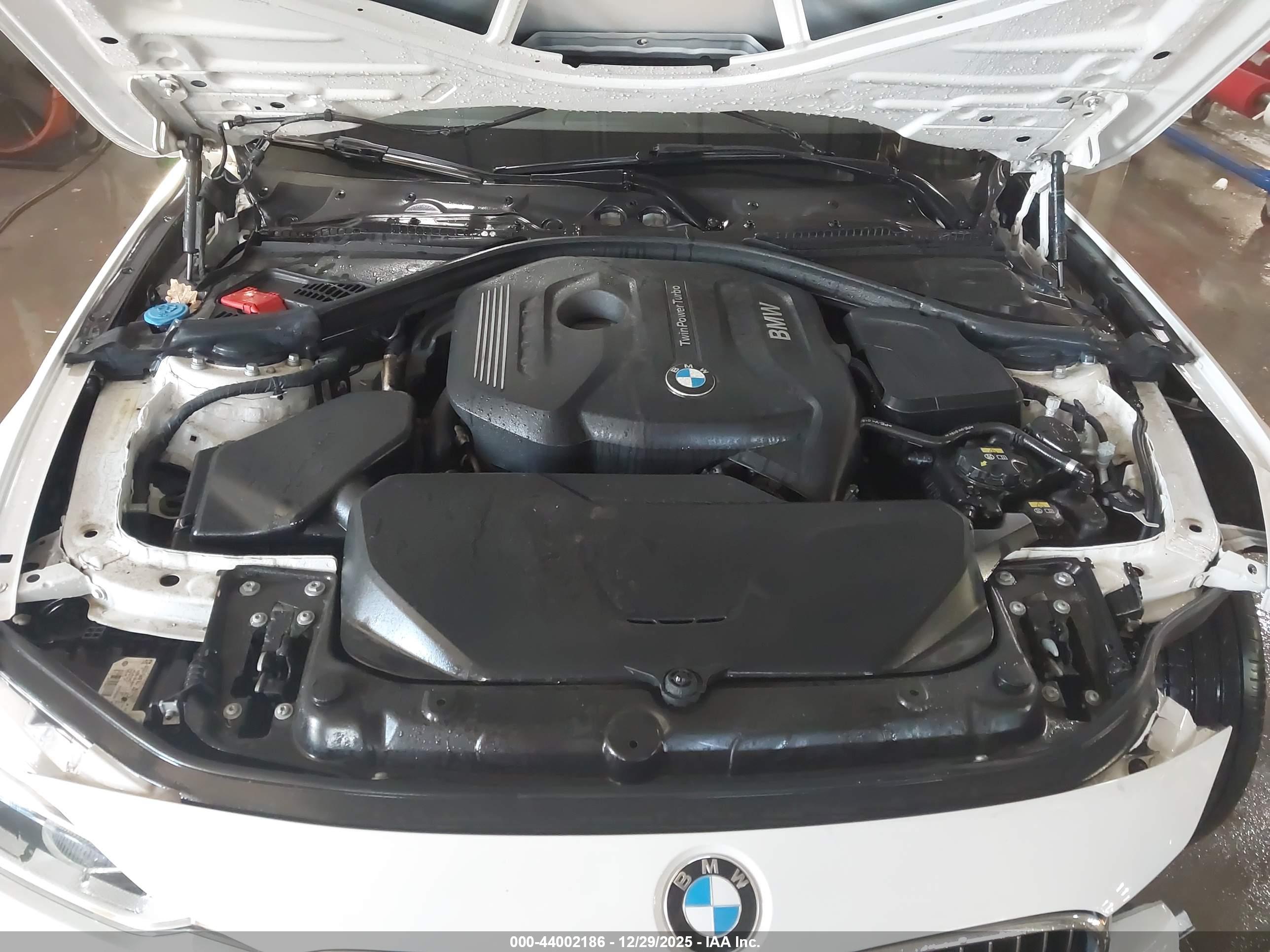 BMW 330I image 10