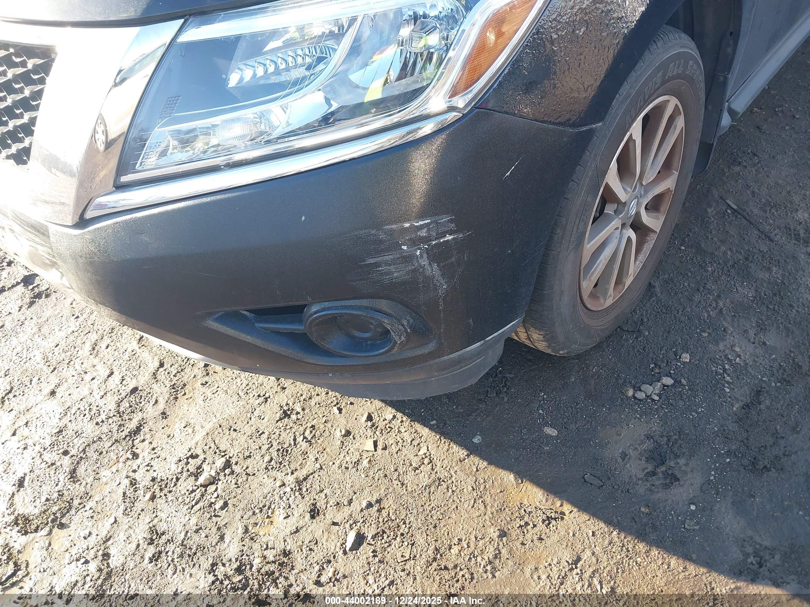 NISSAN PATHFINDER image 6