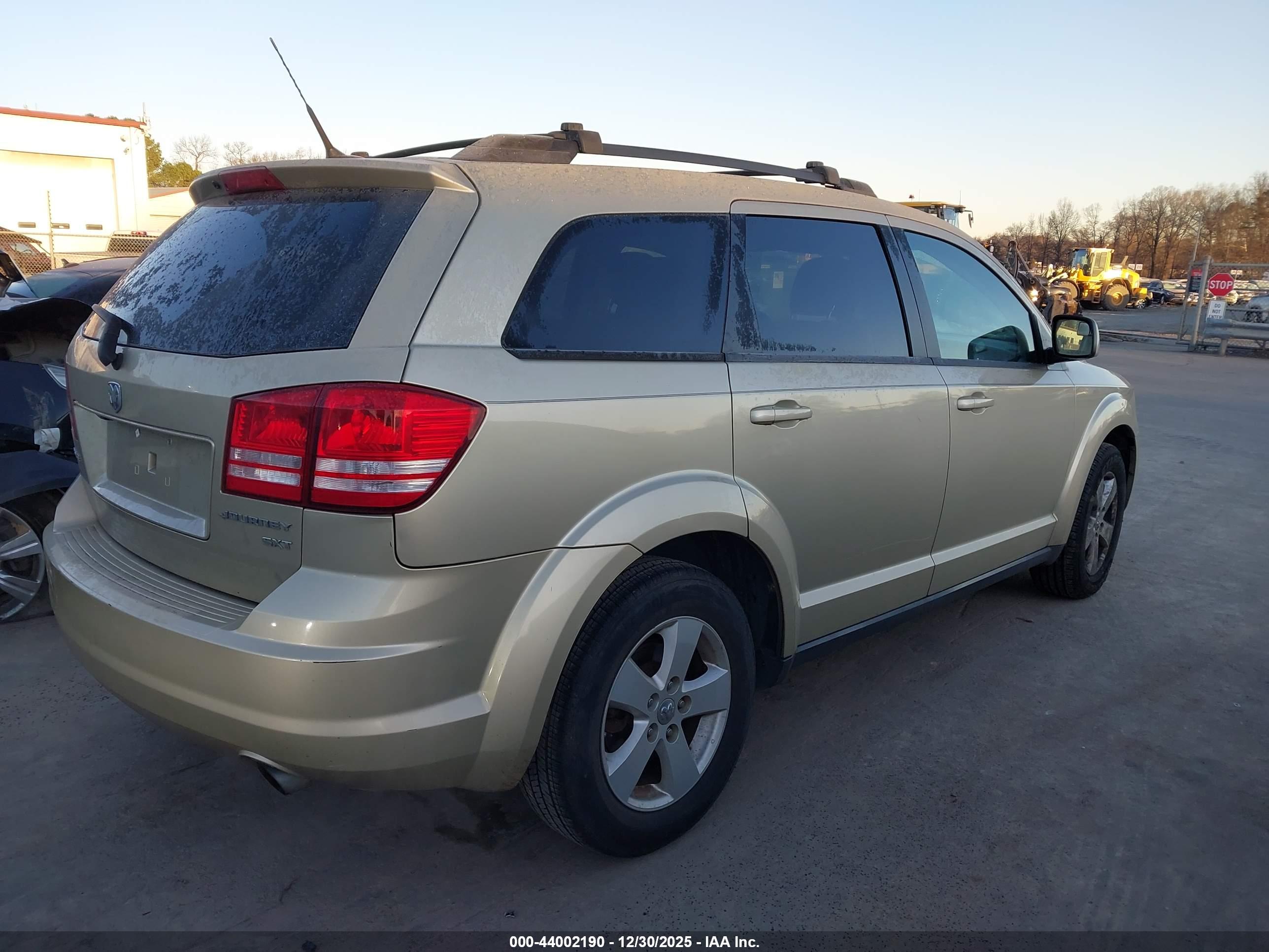 DODGE JOURNEY image 4