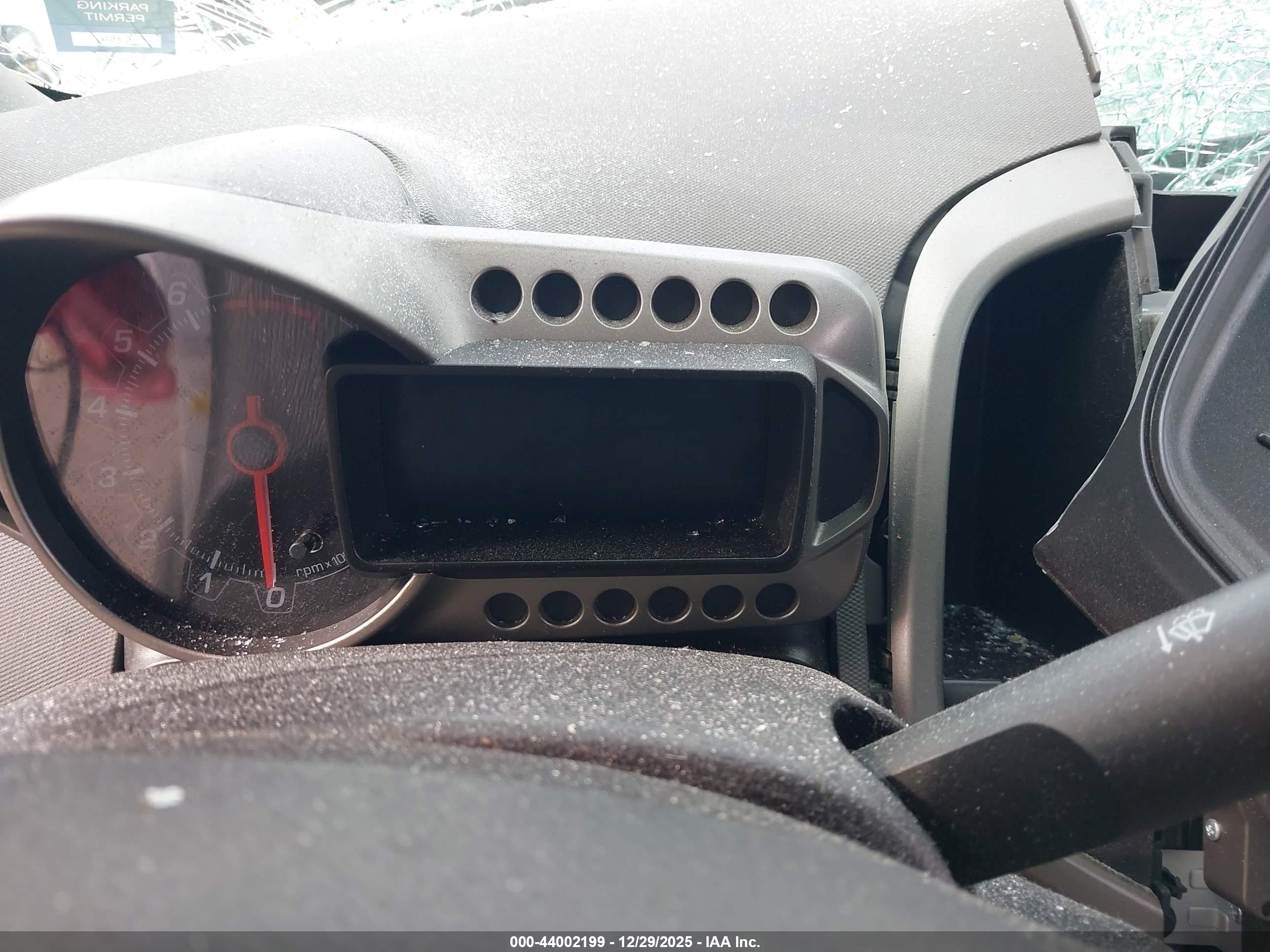 CHEVROLET SONIC image 7