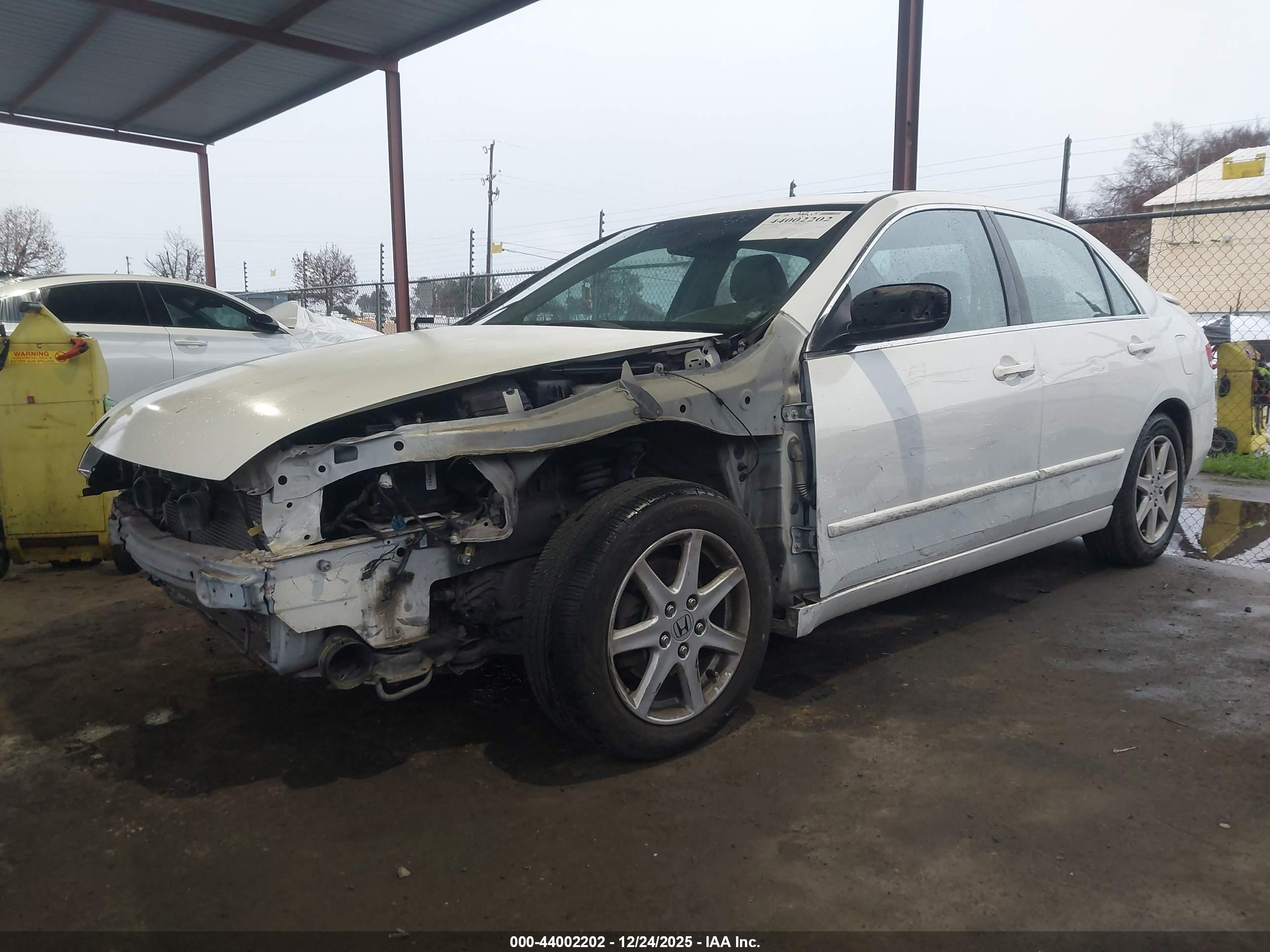 HONDA ACCORD image 2