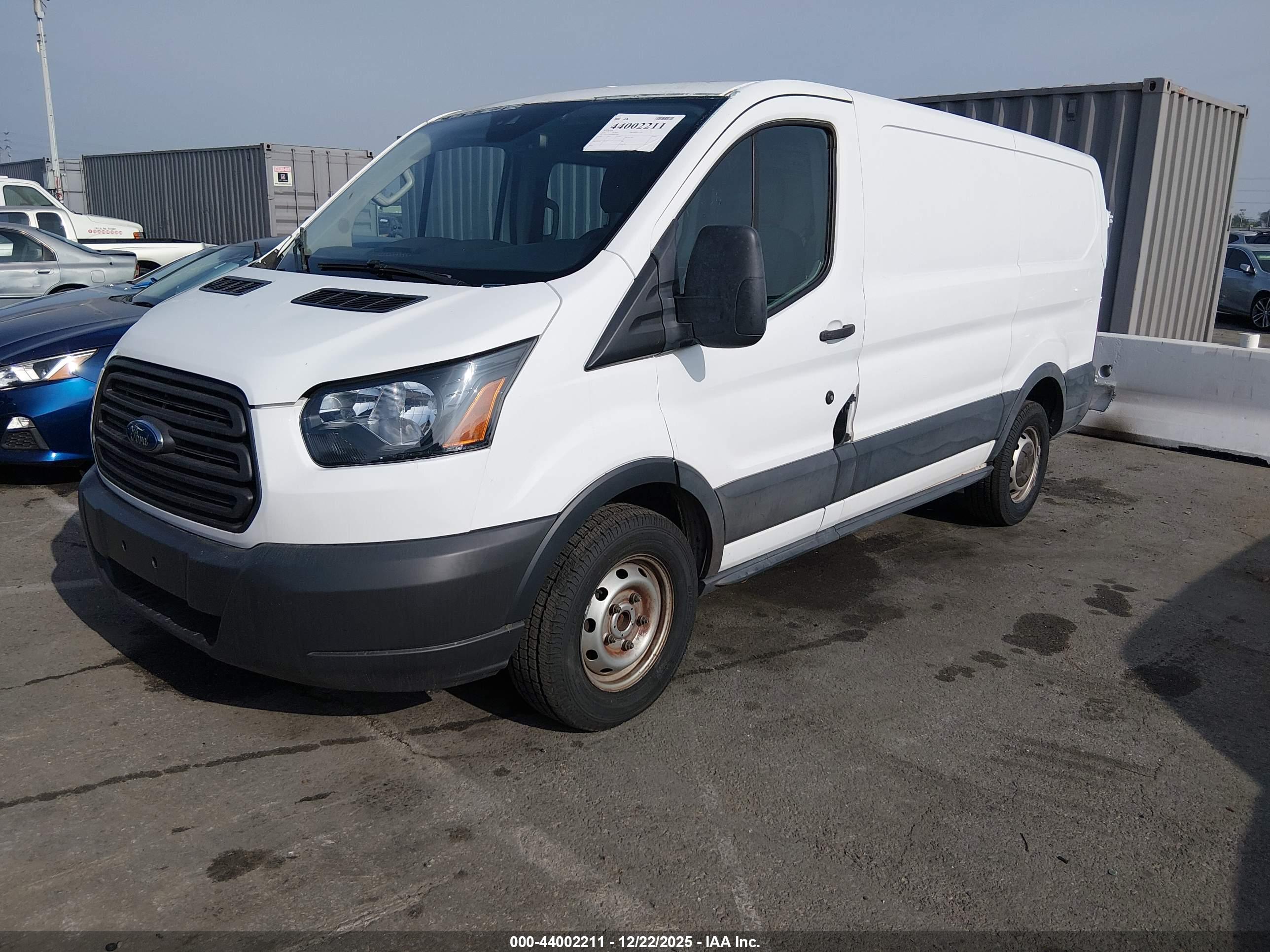 FORD TRANSIT-150 image 2