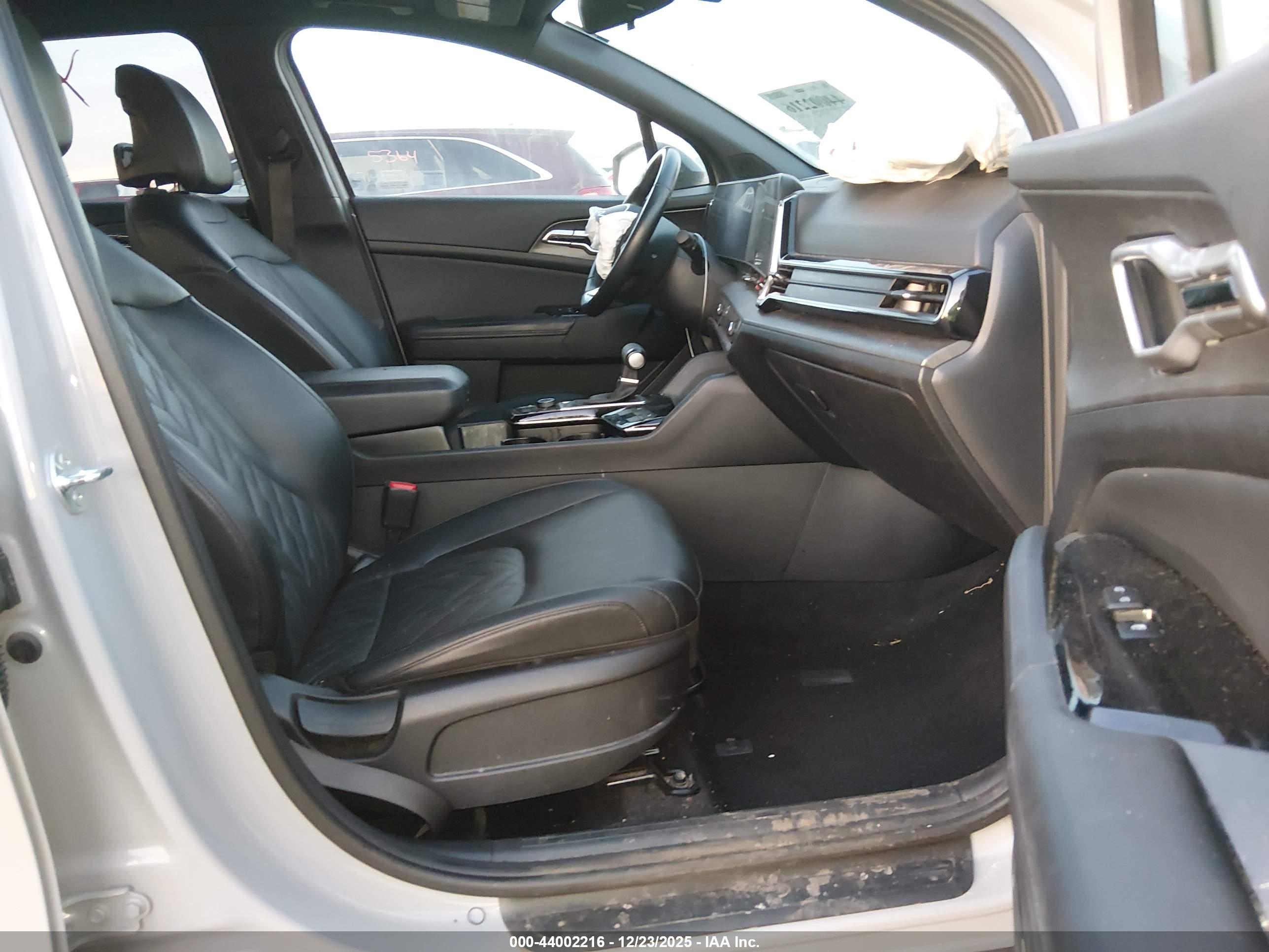 KIA SPORTAGE image 5