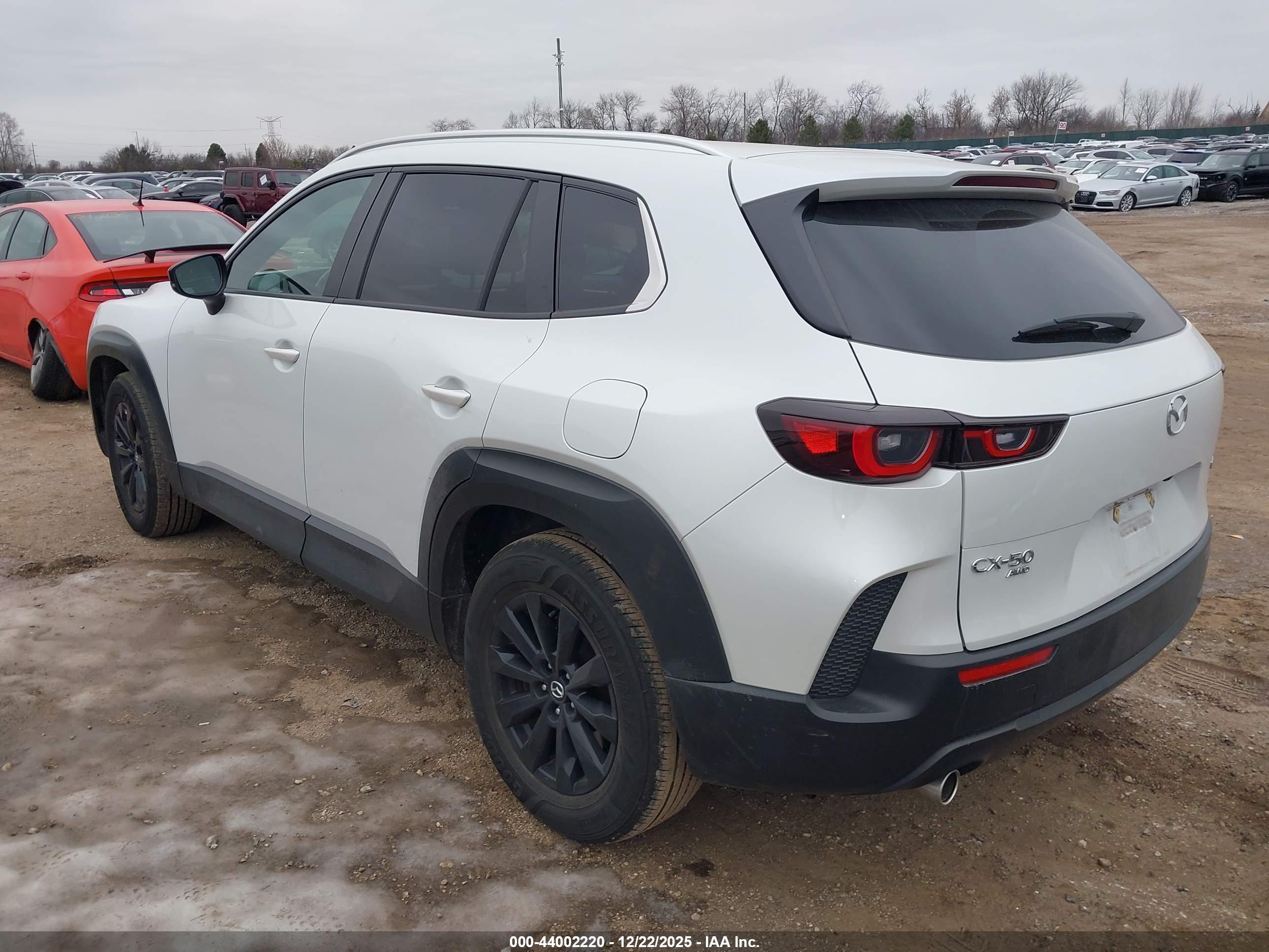 MAZDA CX-50 image 3