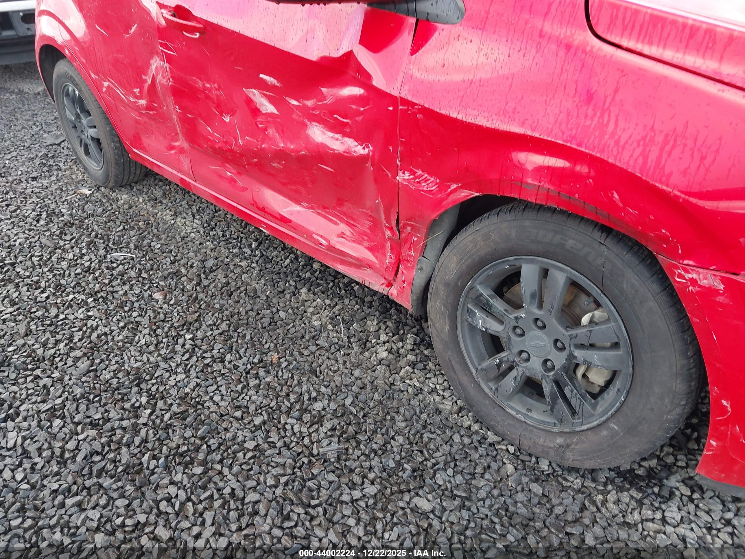 CHEVROLET SONIC image 6