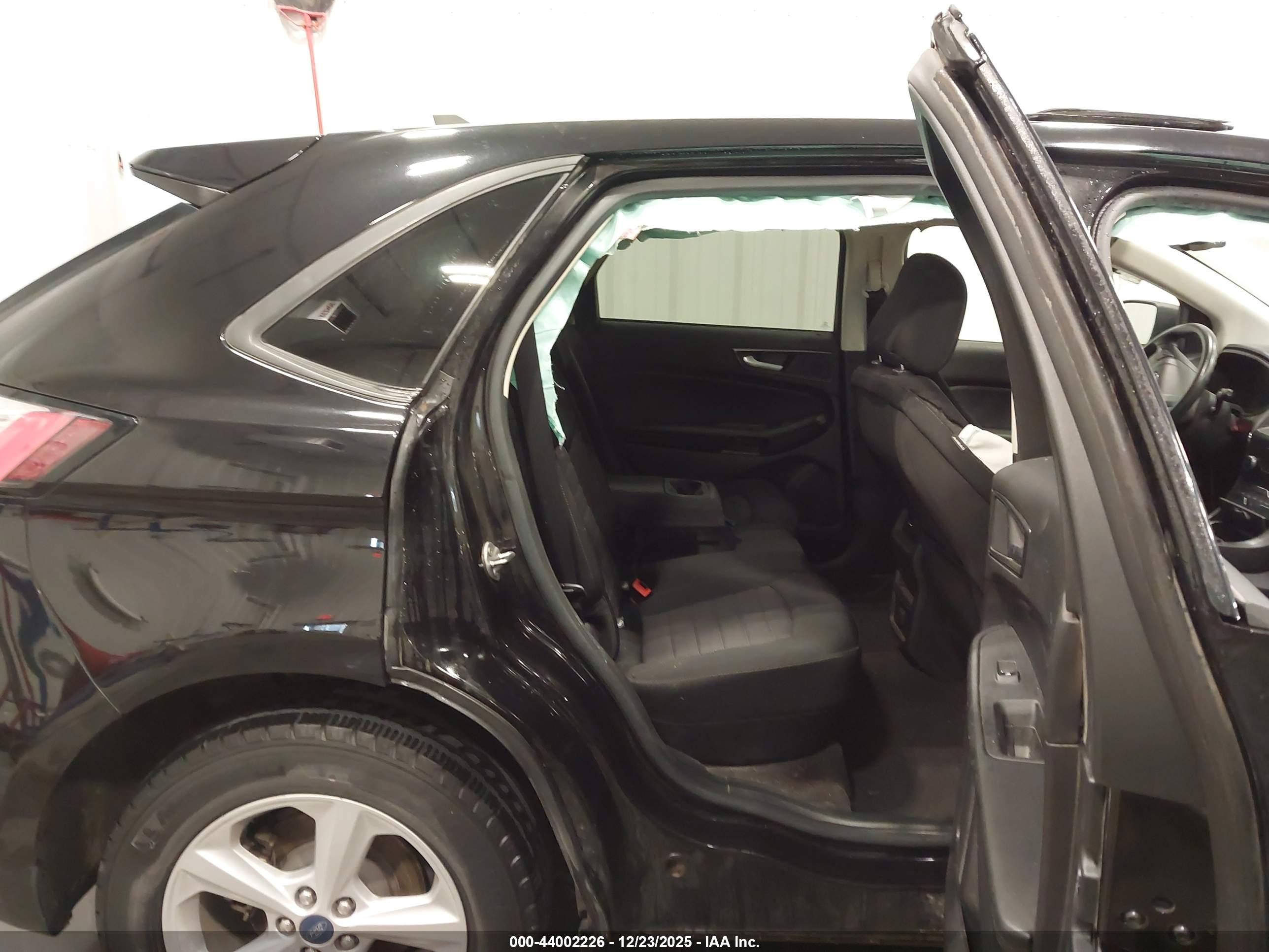 FORD EDGE image 8