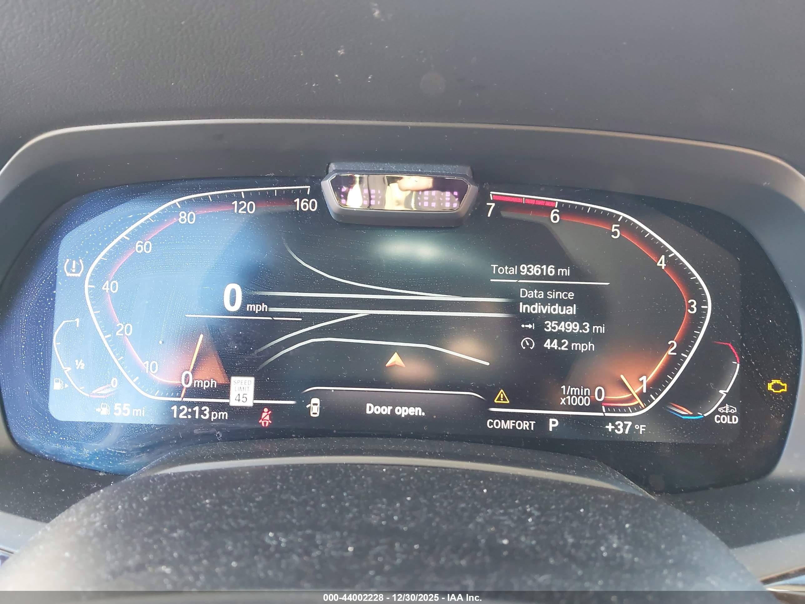 BMW X7 image 7
