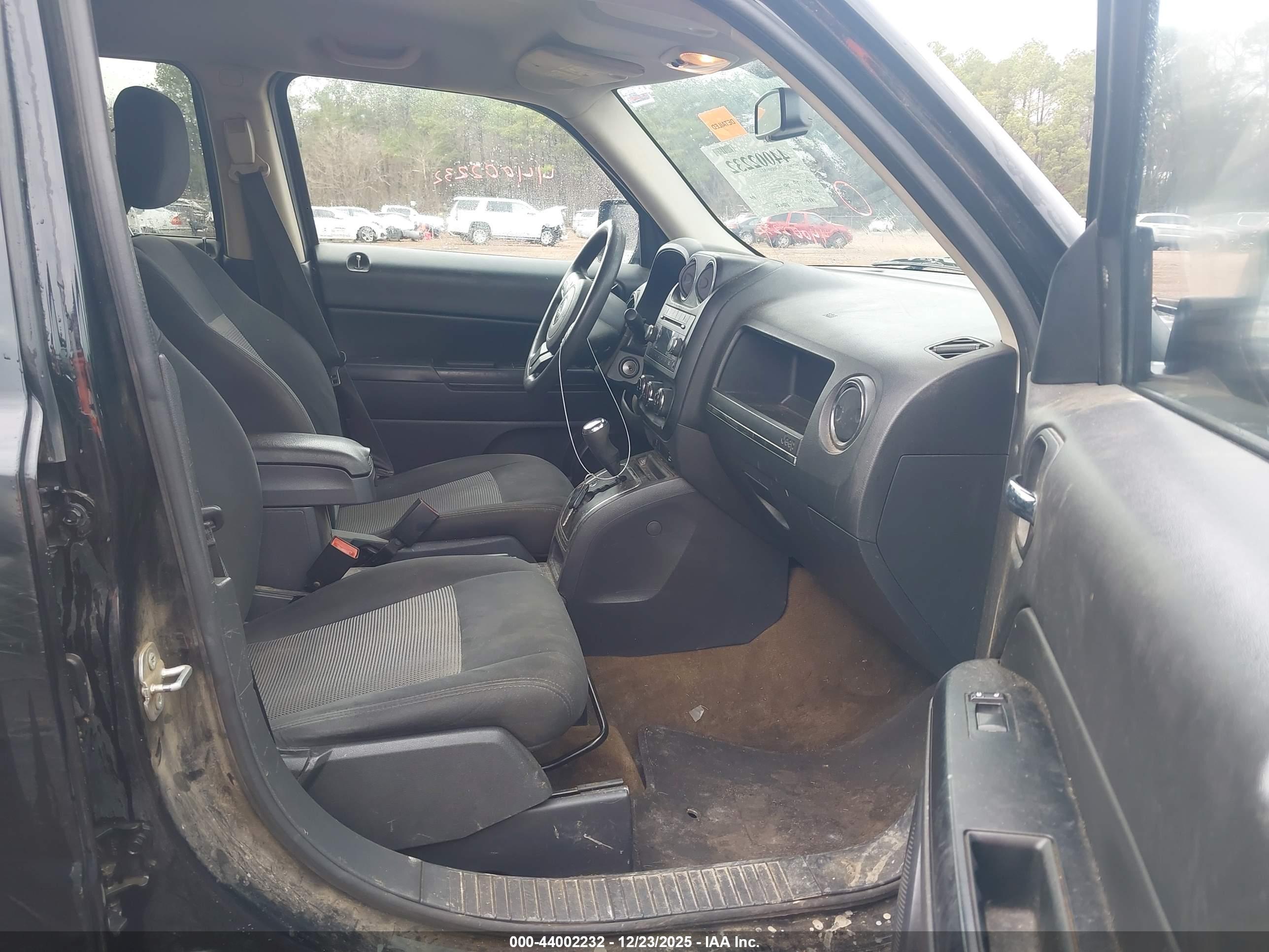 JEEP PATRIOT image 5