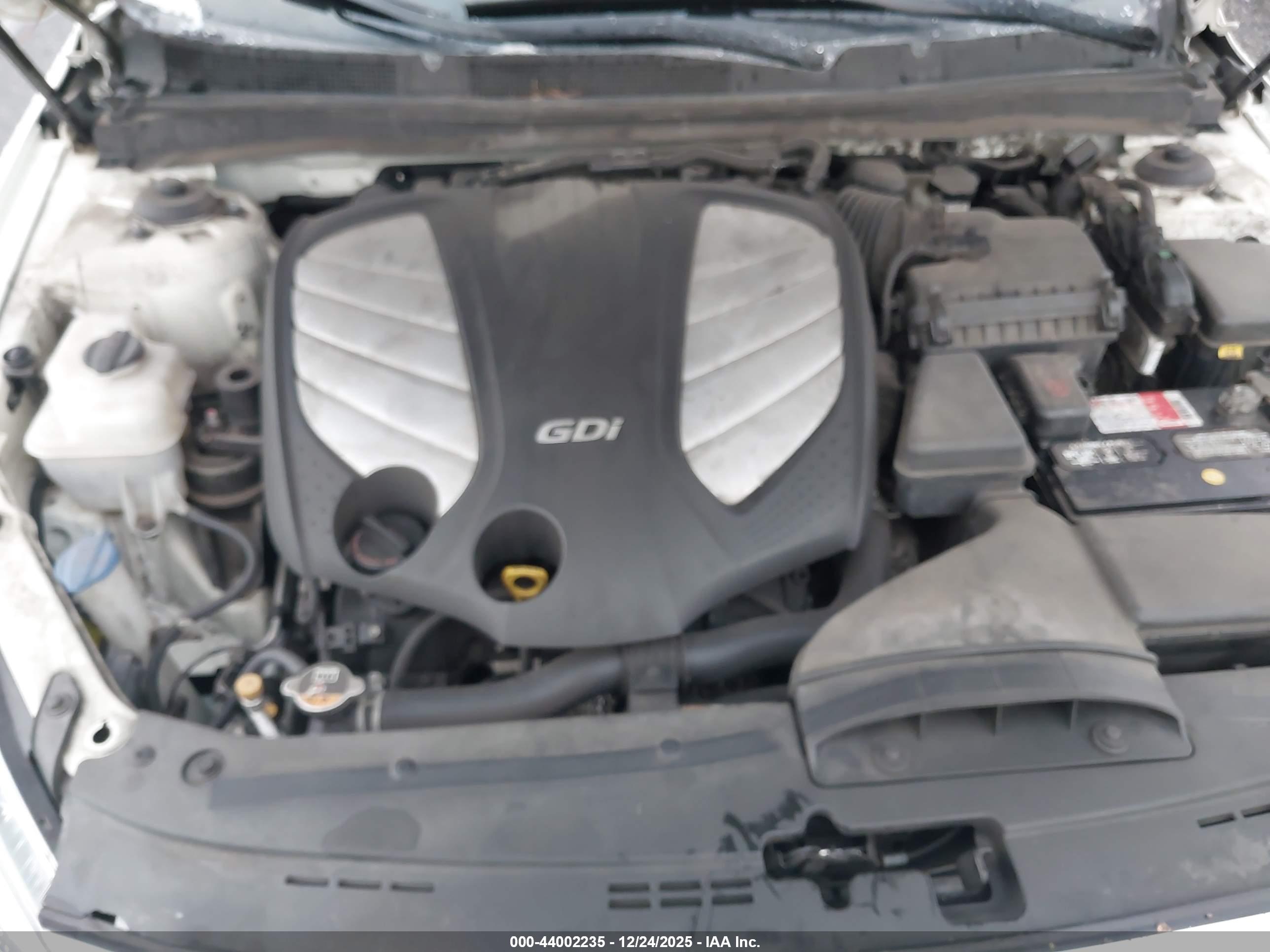 KIA CADENZA image 10