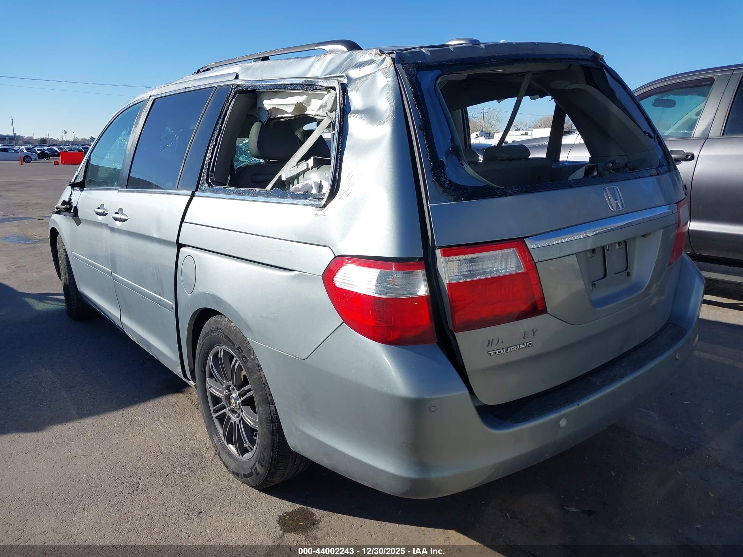 HONDA ODYSSEY image 3