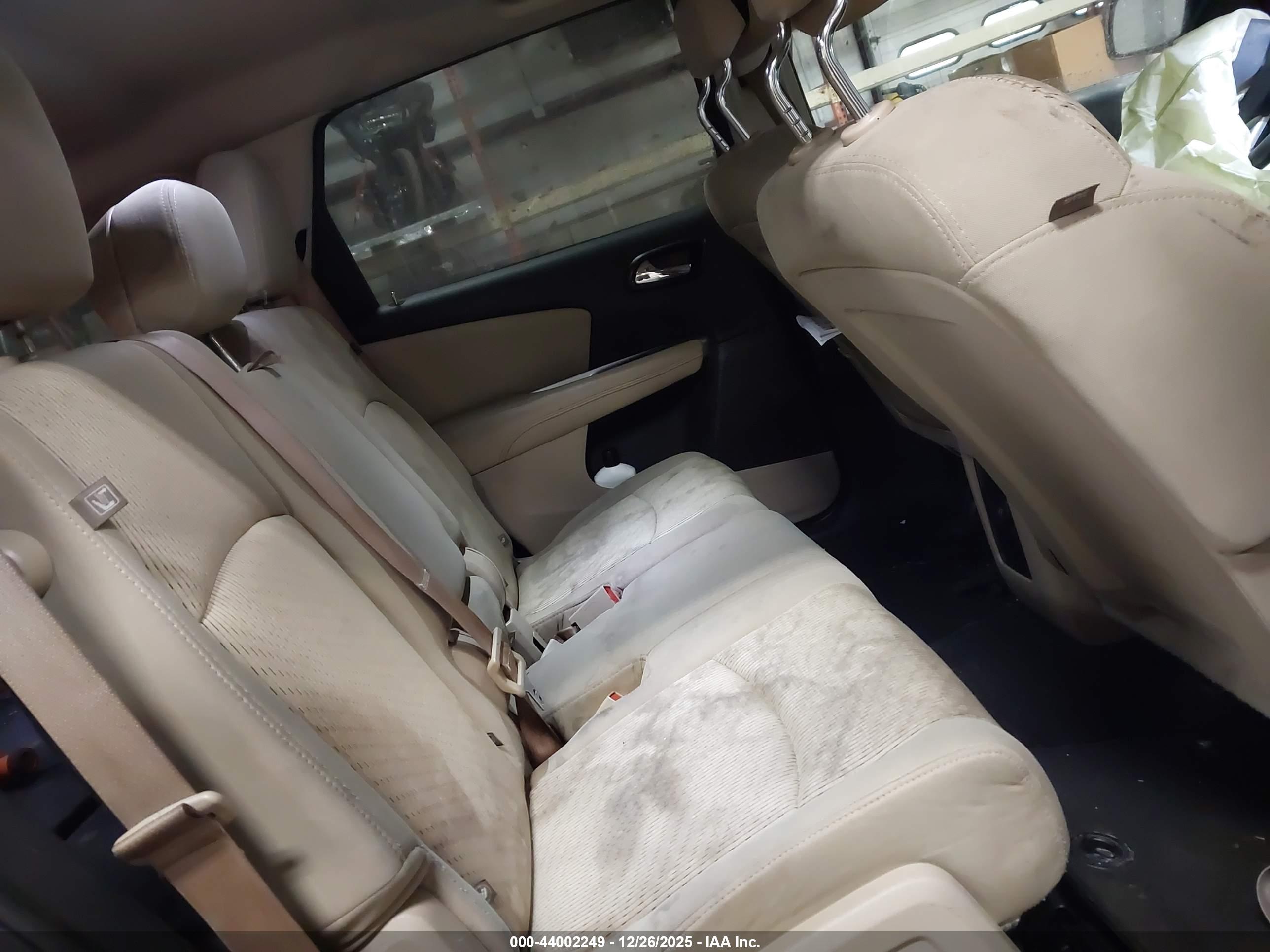 DODGE JOURNEY image 8