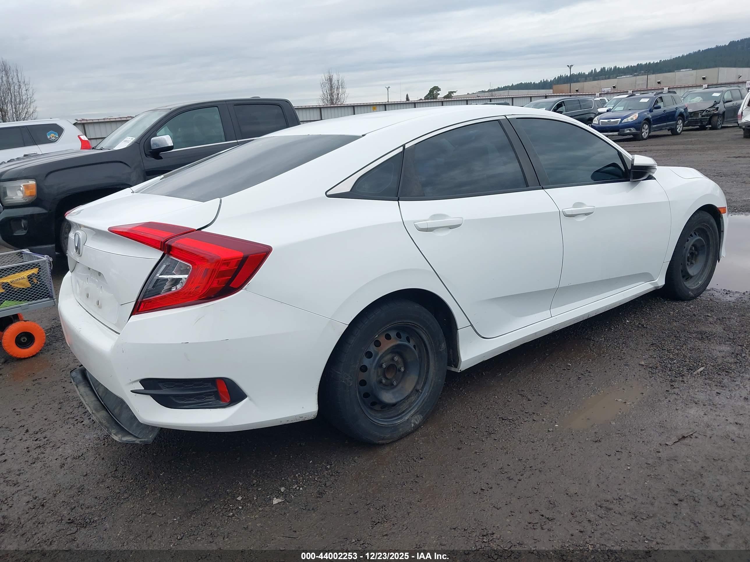 HONDA CIVIC image 4