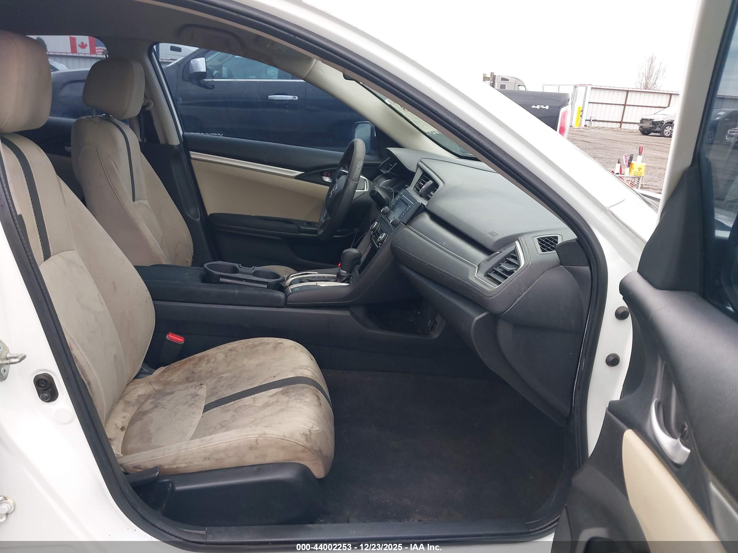 HONDA CIVIC image 5