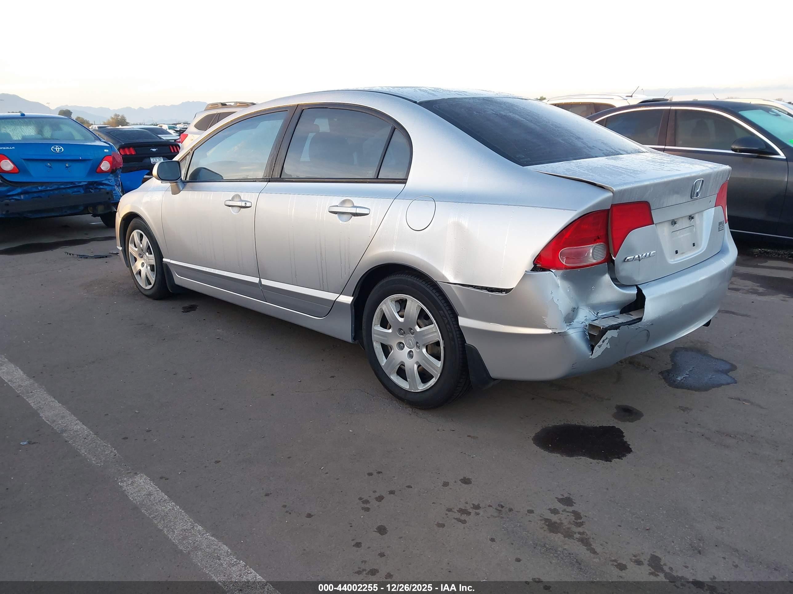 HONDA CIVIC image 3
