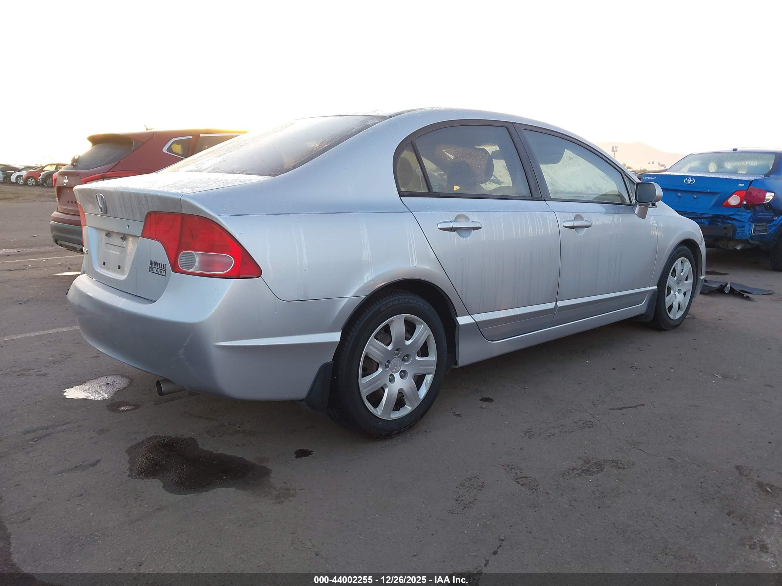 HONDA CIVIC image 4