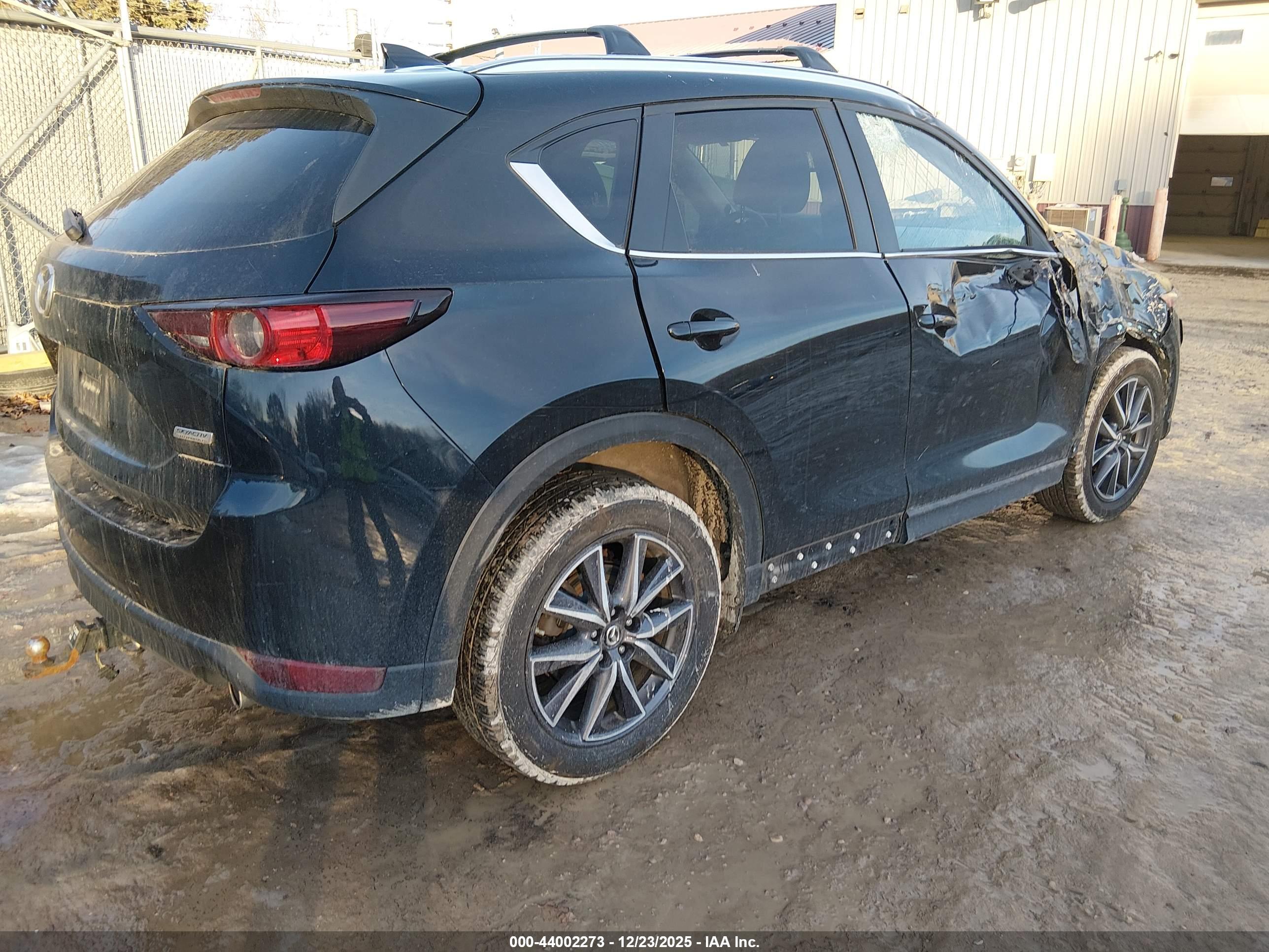 MAZDA CX-5 image 4