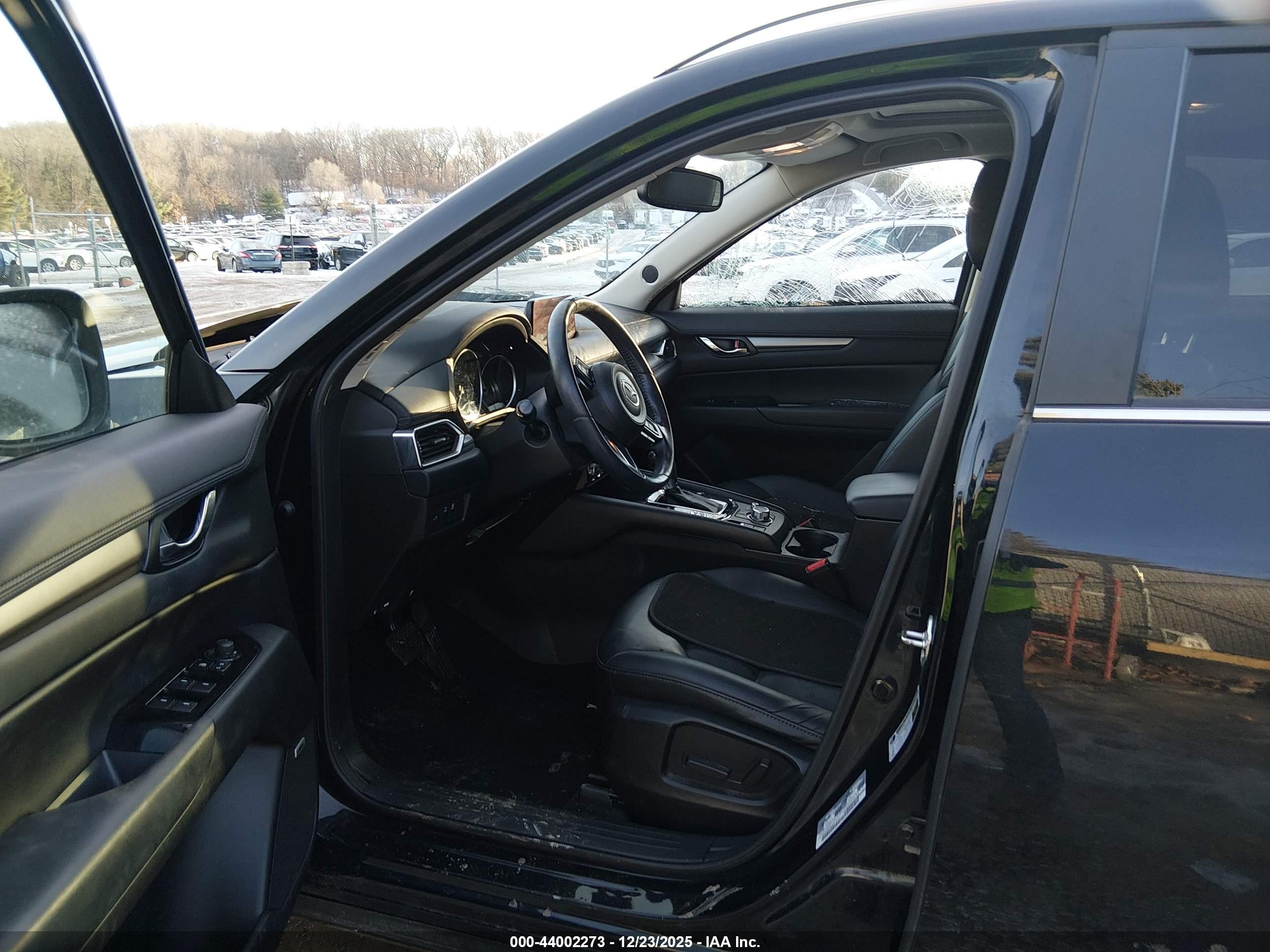 MAZDA CX-5 image 5