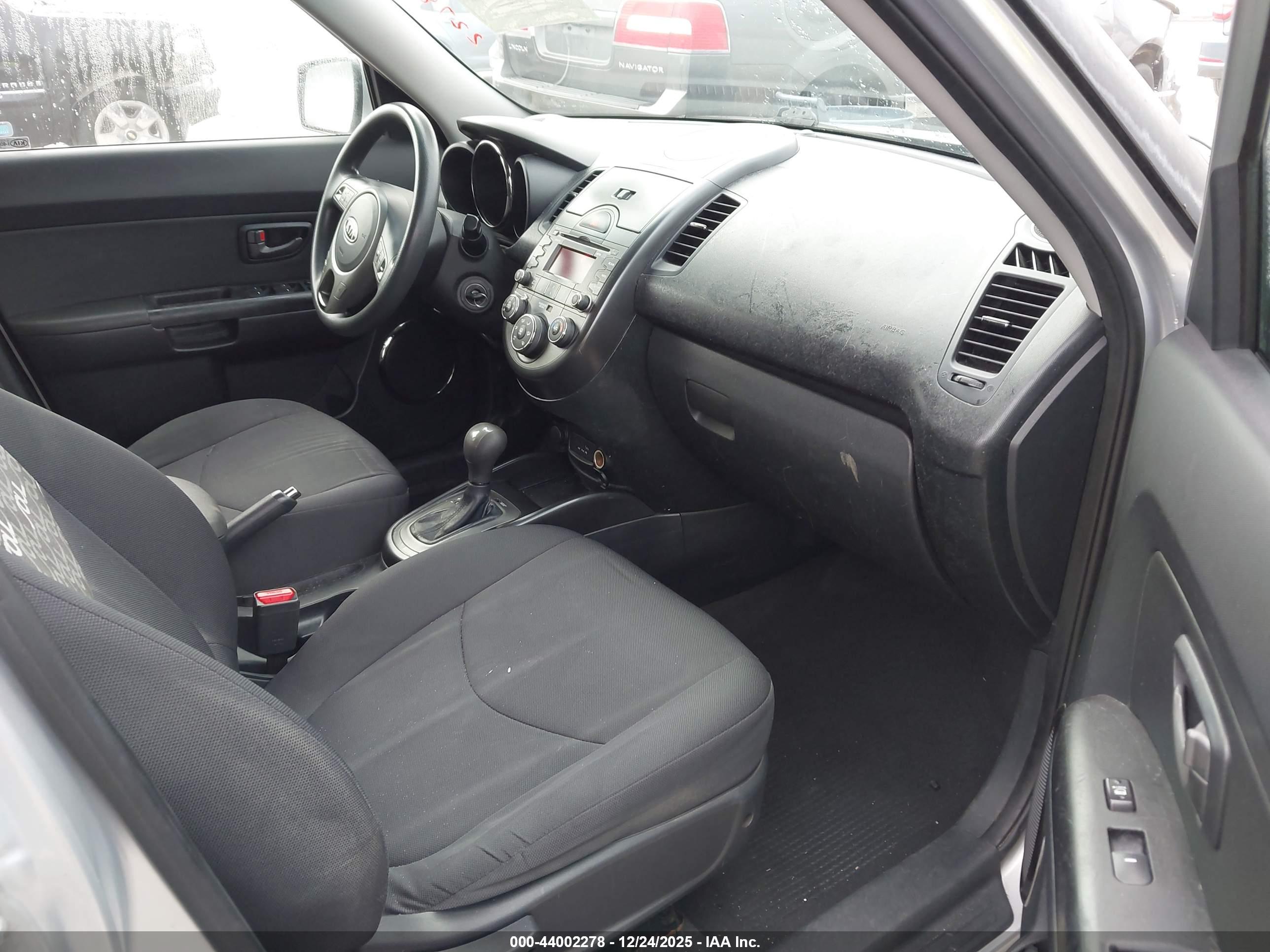 KIA SOUL image 5