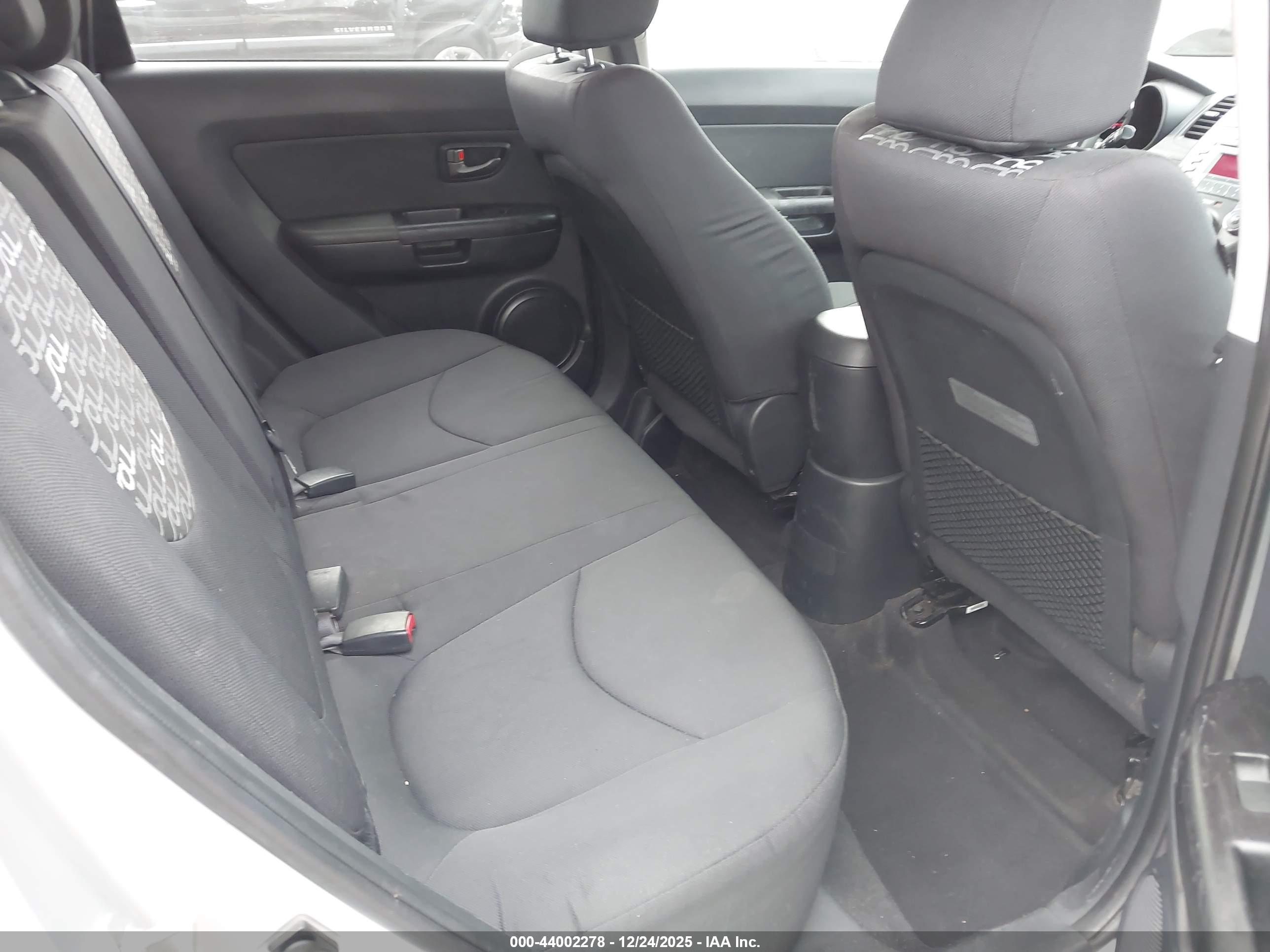 KIA SOUL image 8