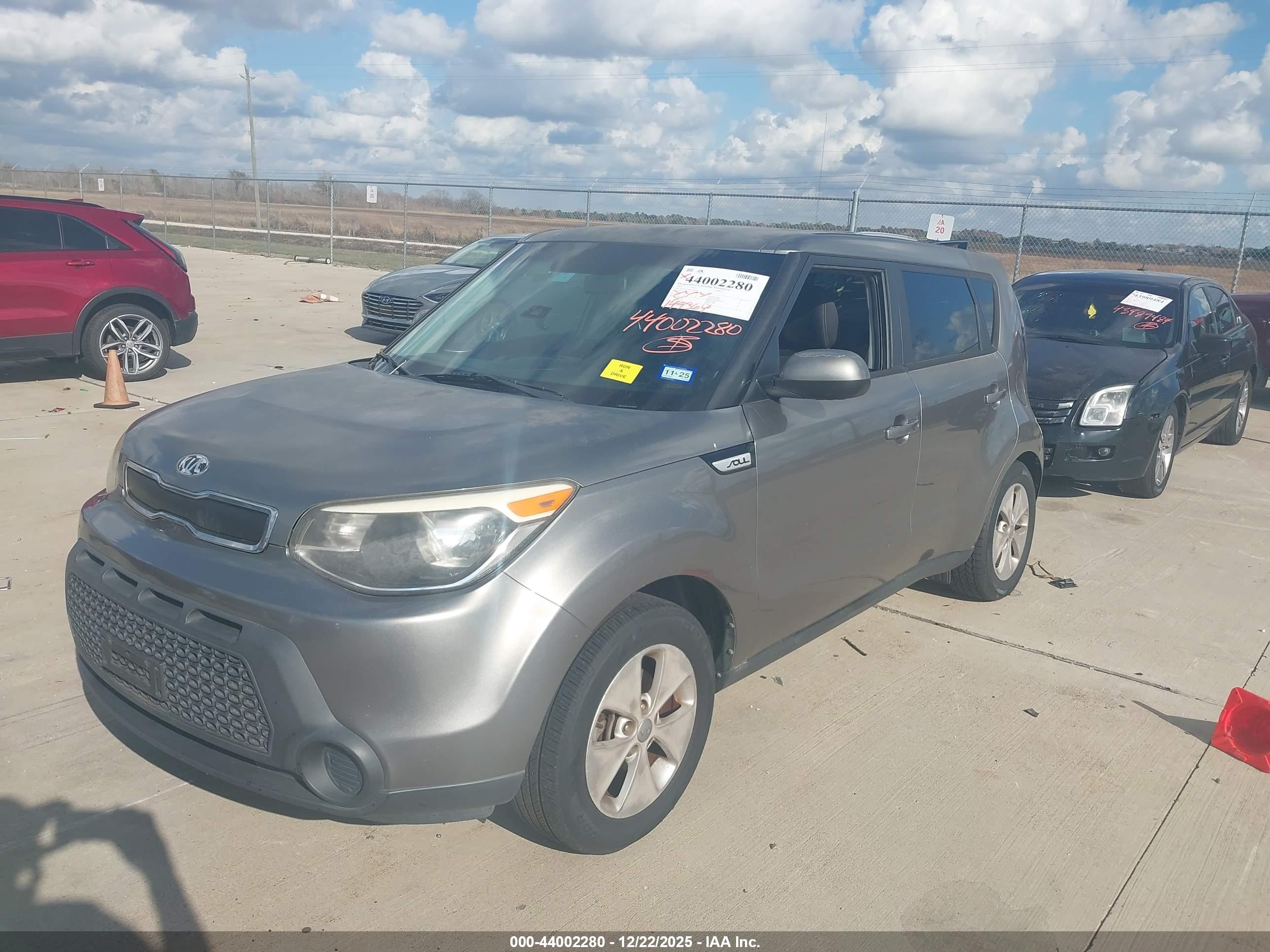 KIA SOUL image 2