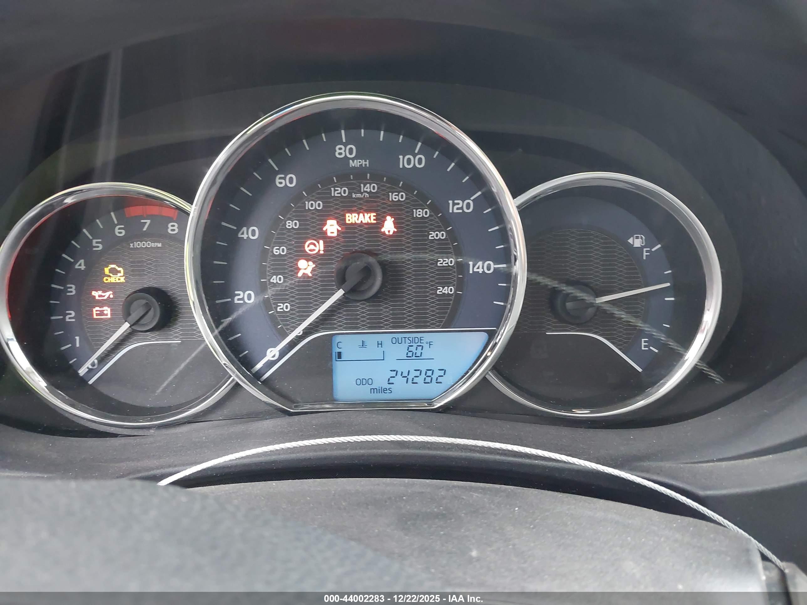 TOYOTA COROLLA image 7