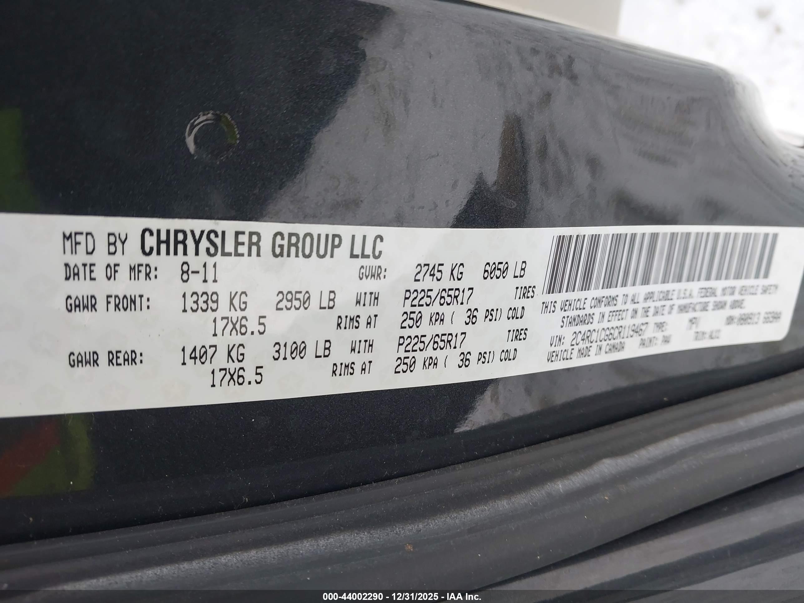 CHRYSLER TOWN image 9