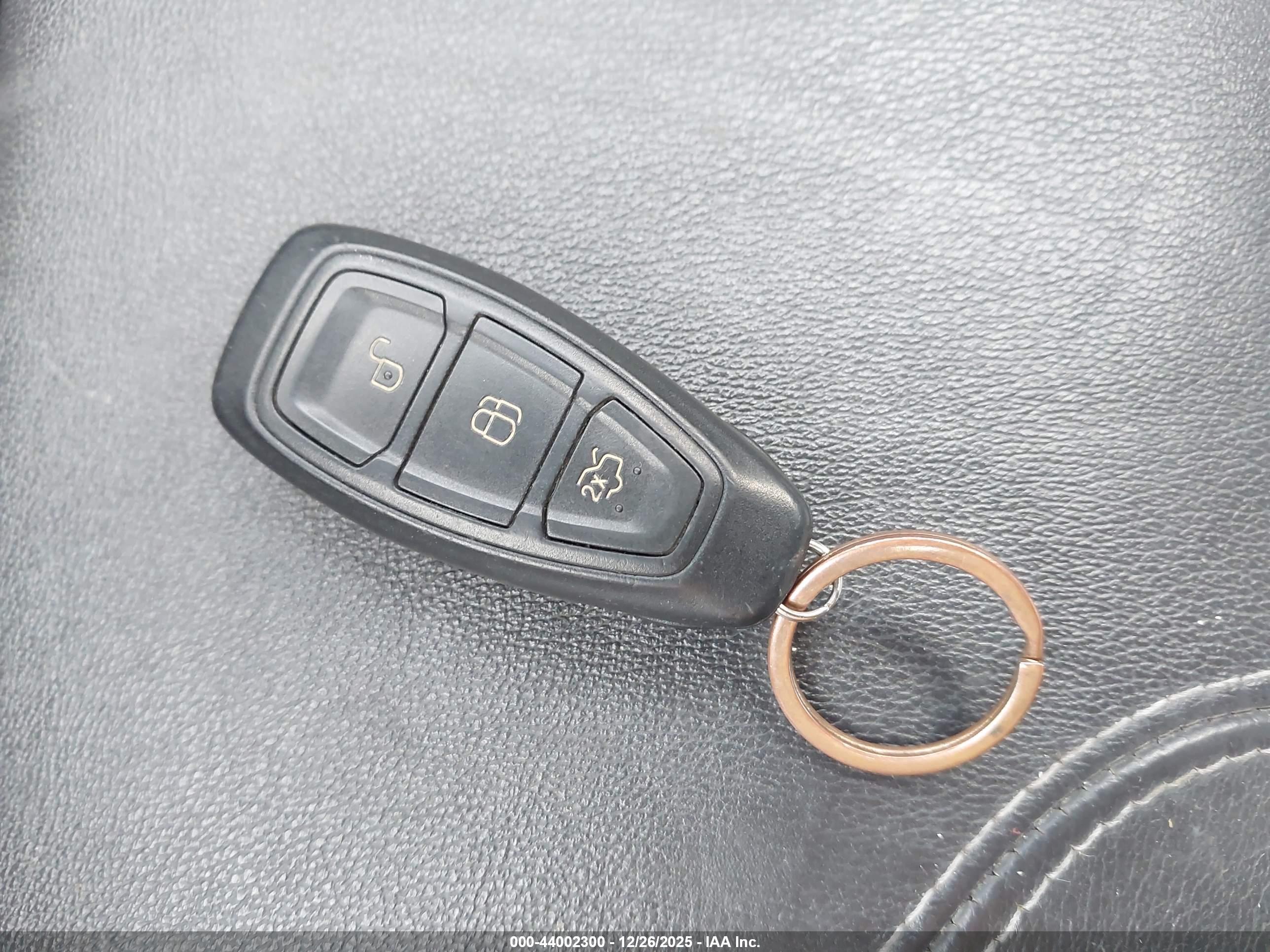 FORD FIESTA image 11