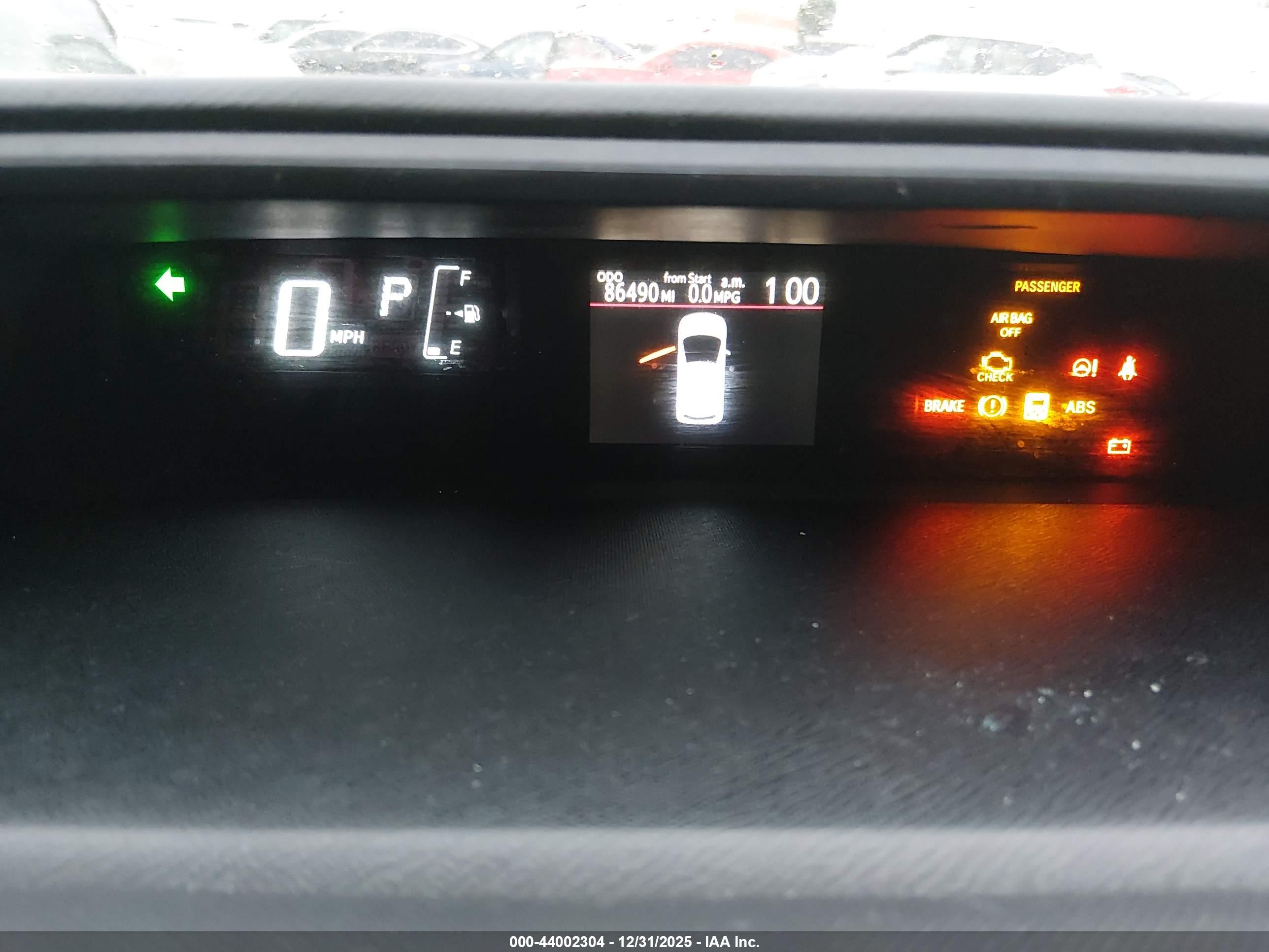 TOYOTA PRIUS image 7
