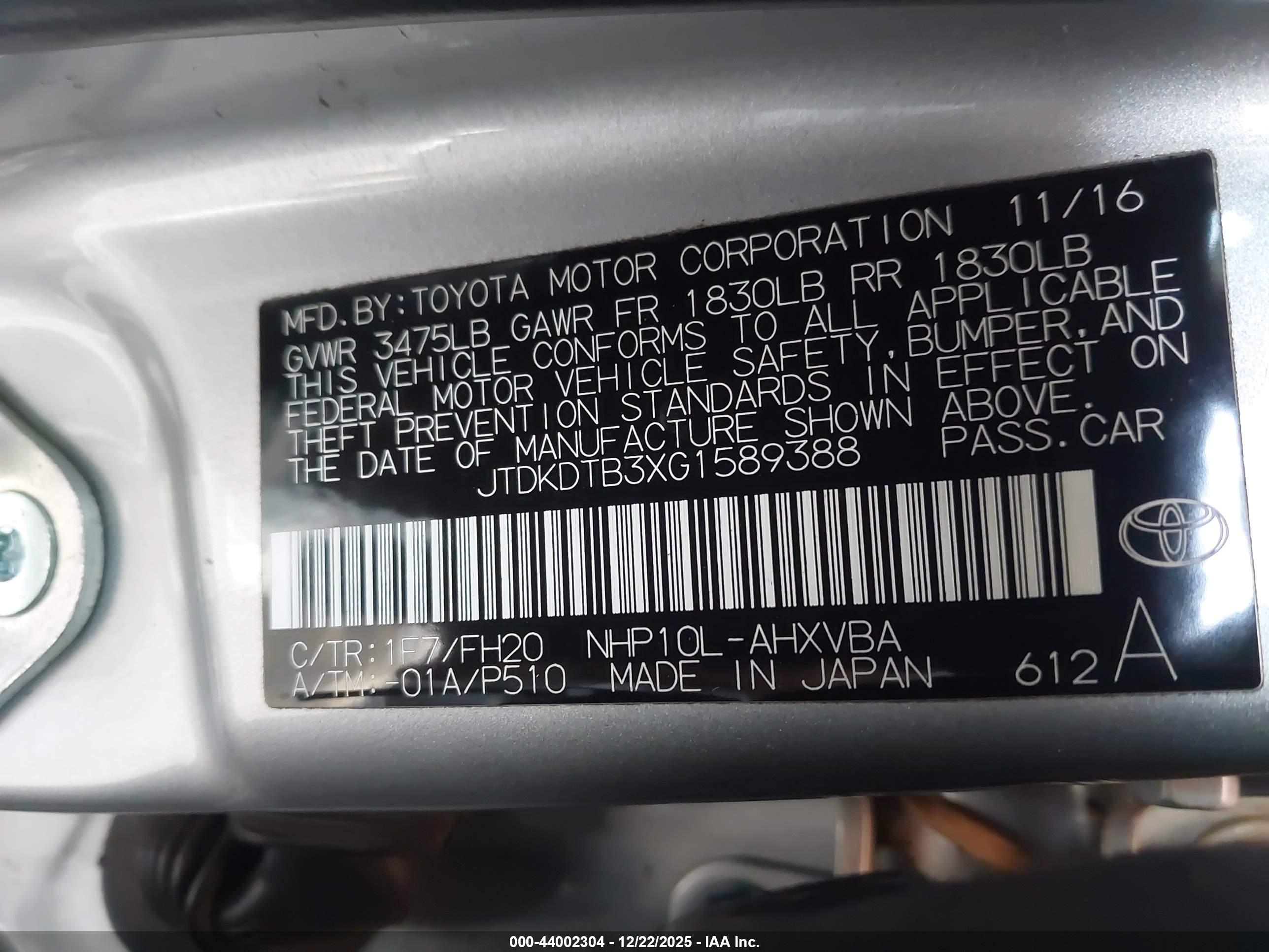 TOYOTA PRIUS image 9