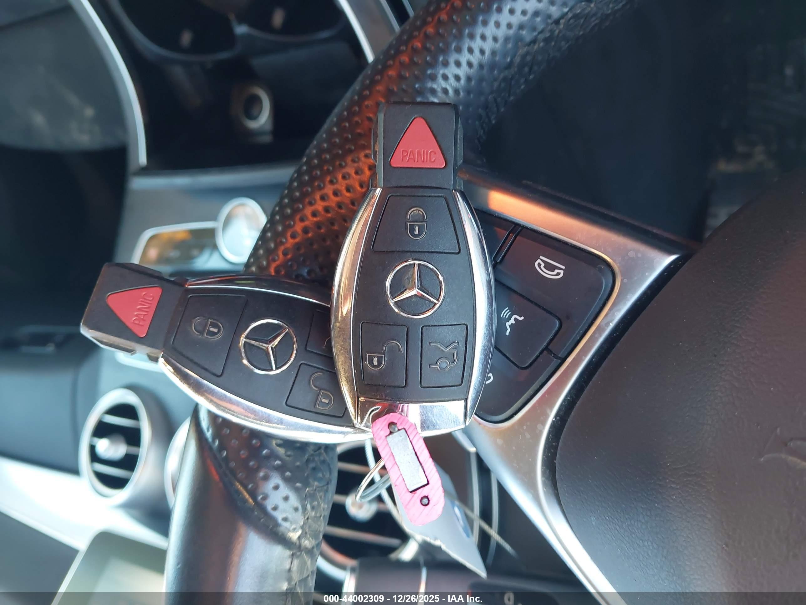 MERCEDES-BENZ C image 11