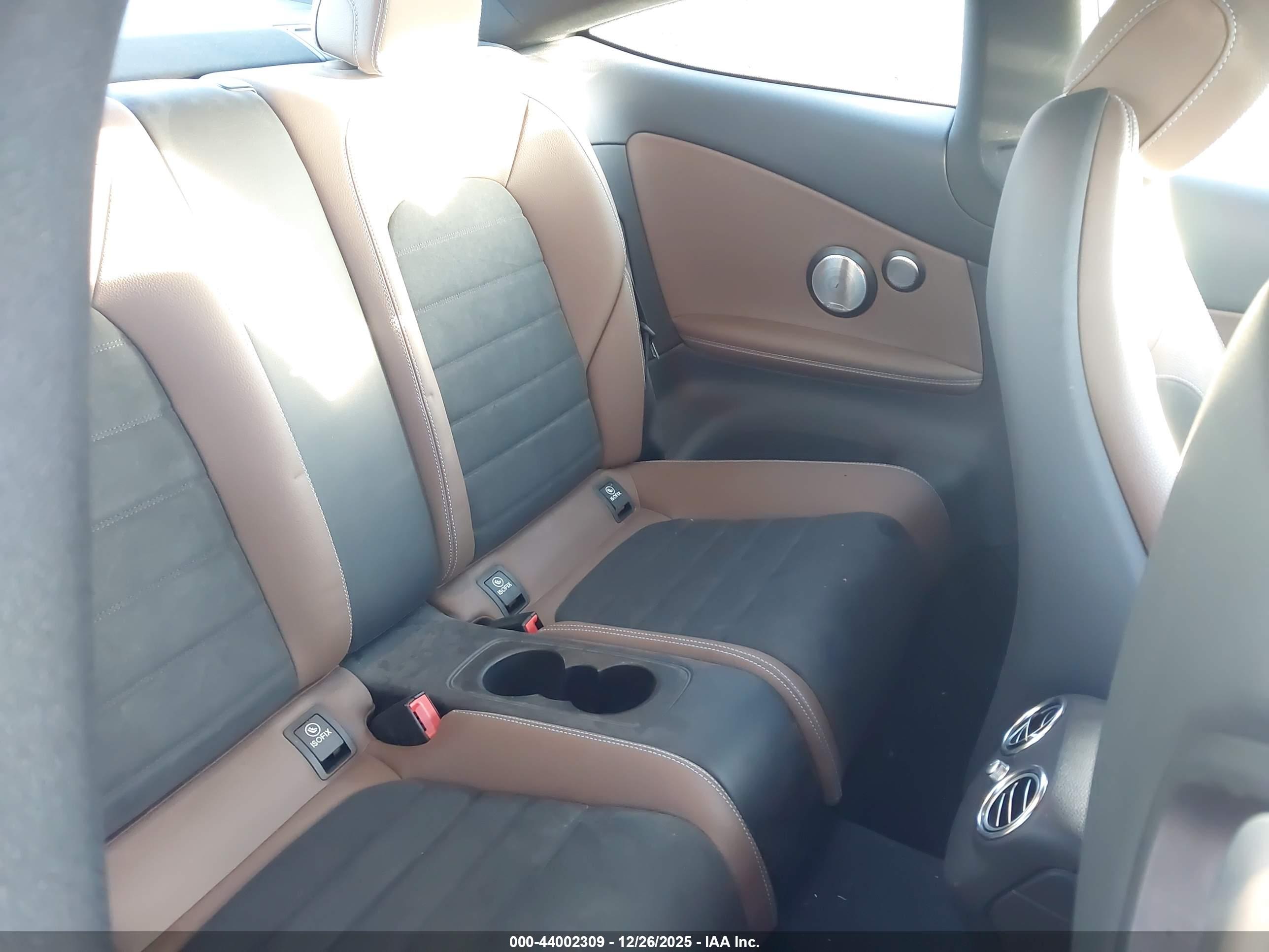 MERCEDES-BENZ C image 8