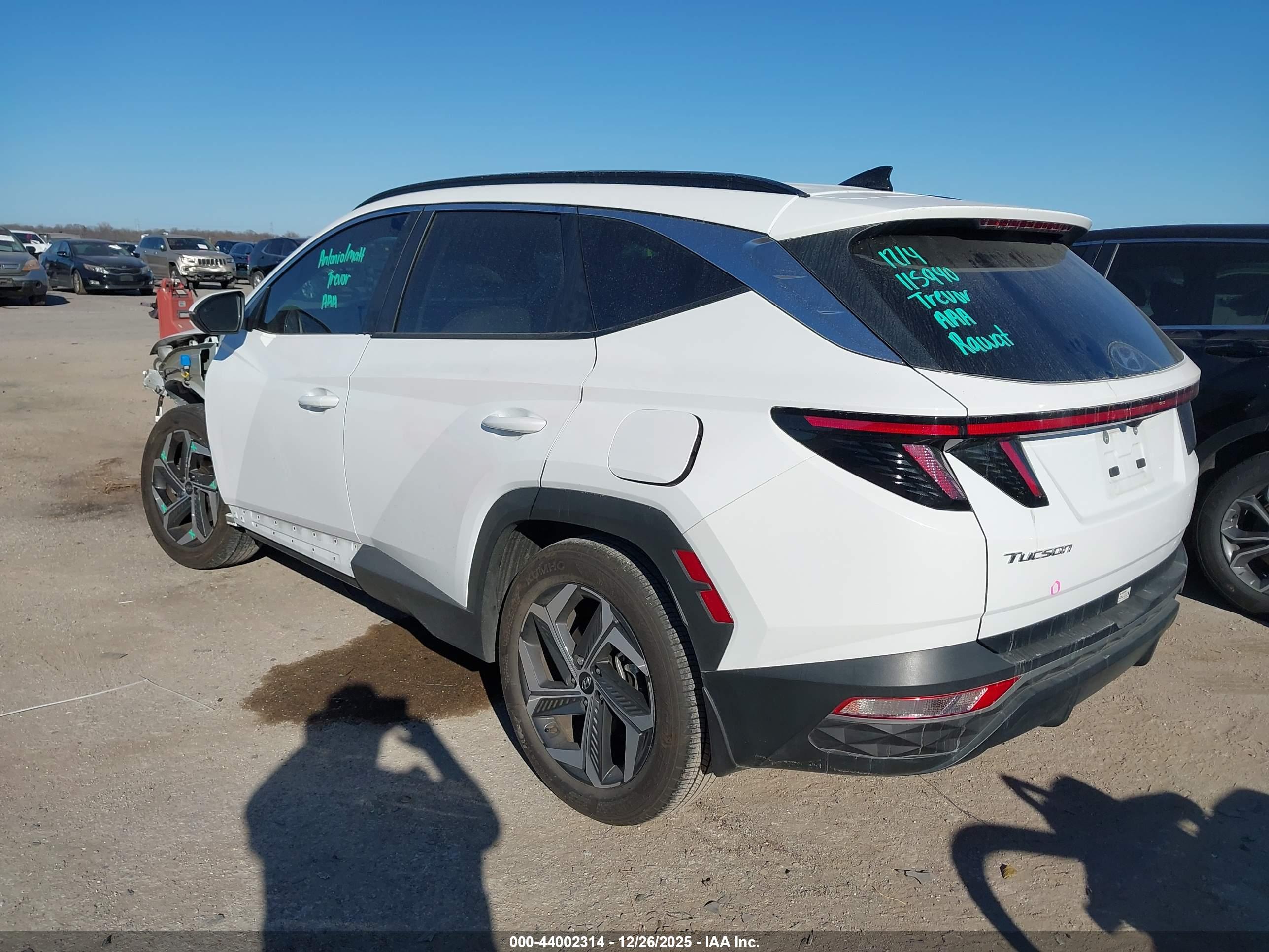 HYUNDAI TUCSON image 3