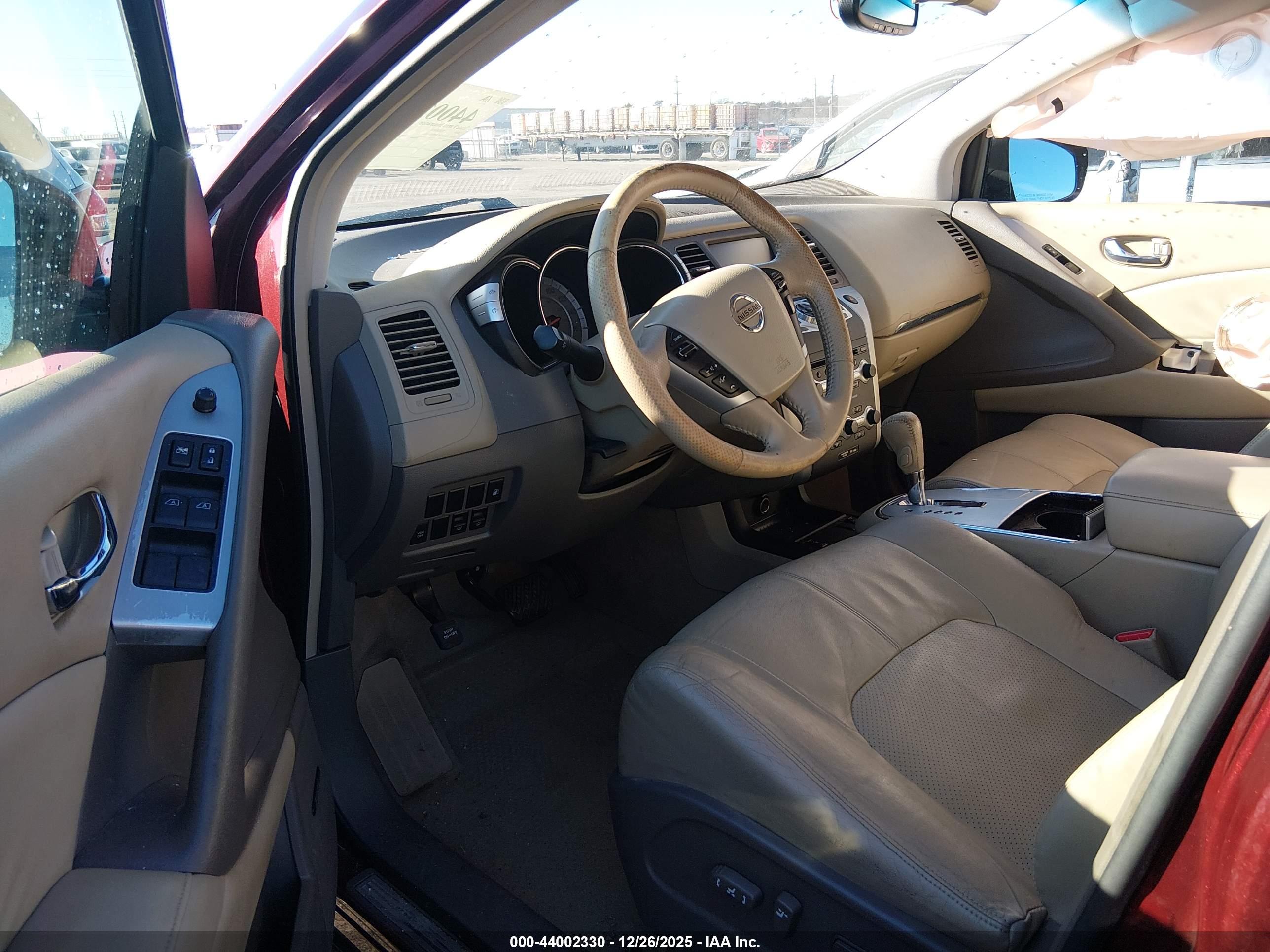 NISSAN MURANO image 5