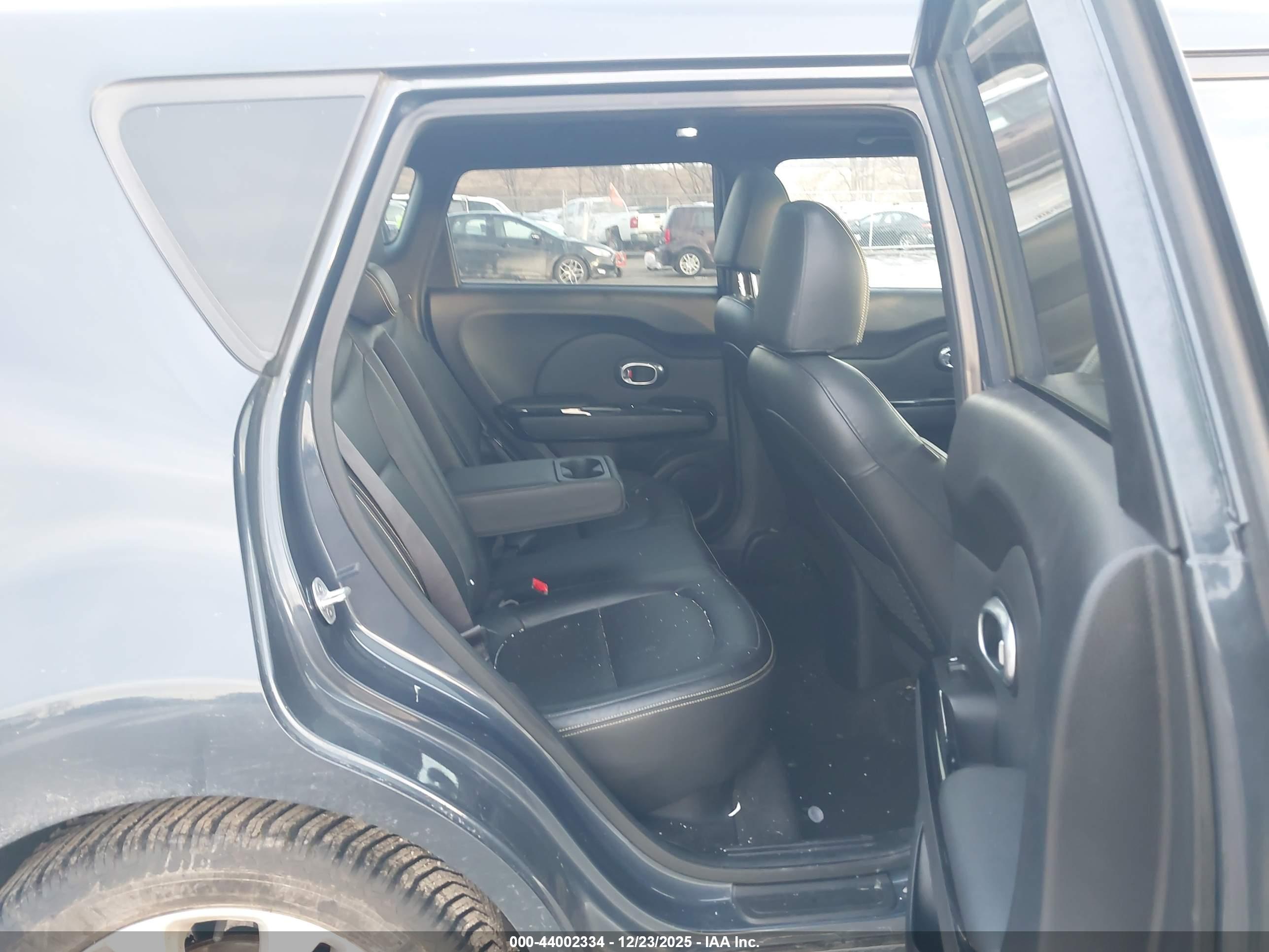 KIA SOUL image 8