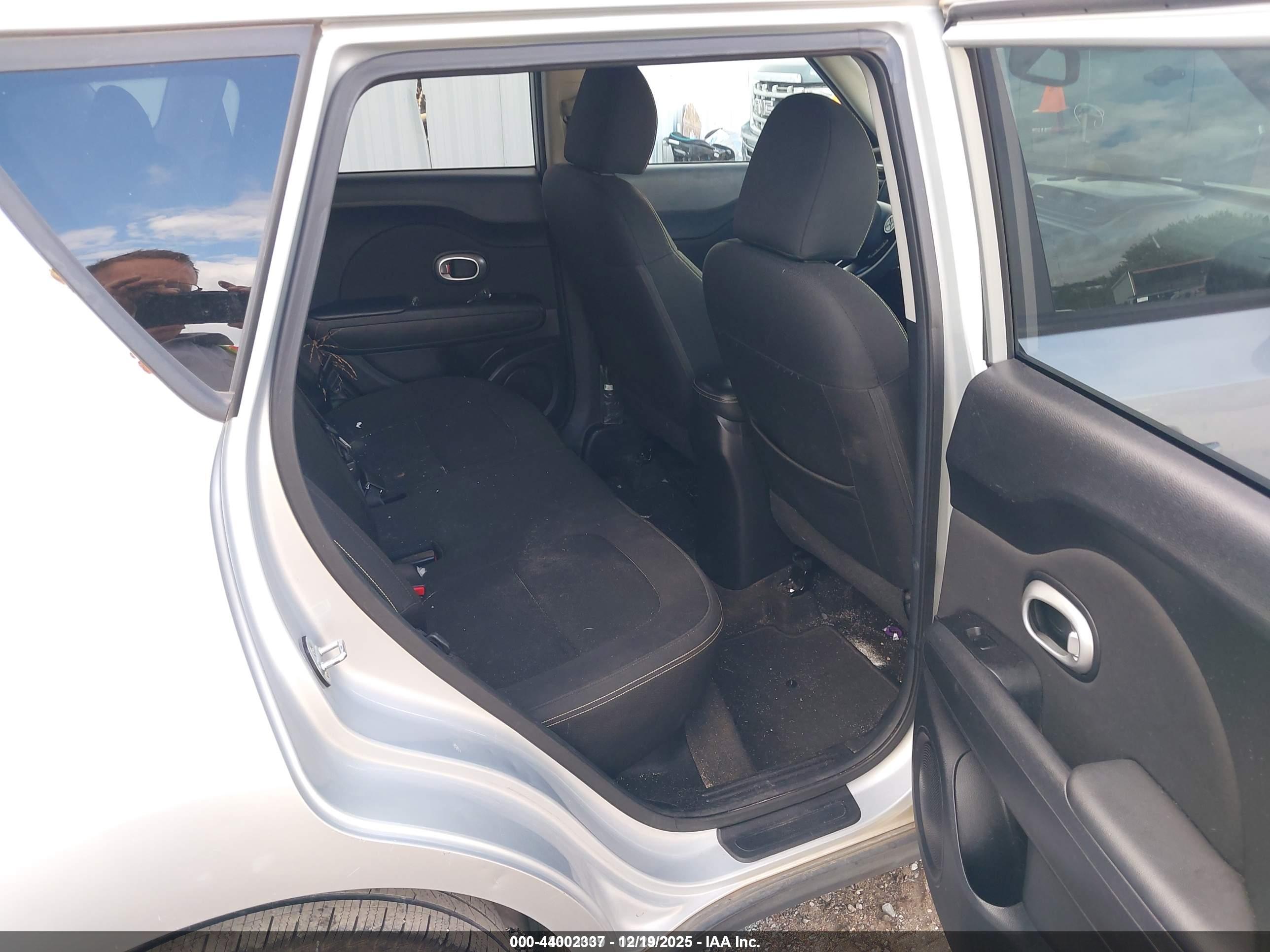 KIA SOUL image 8