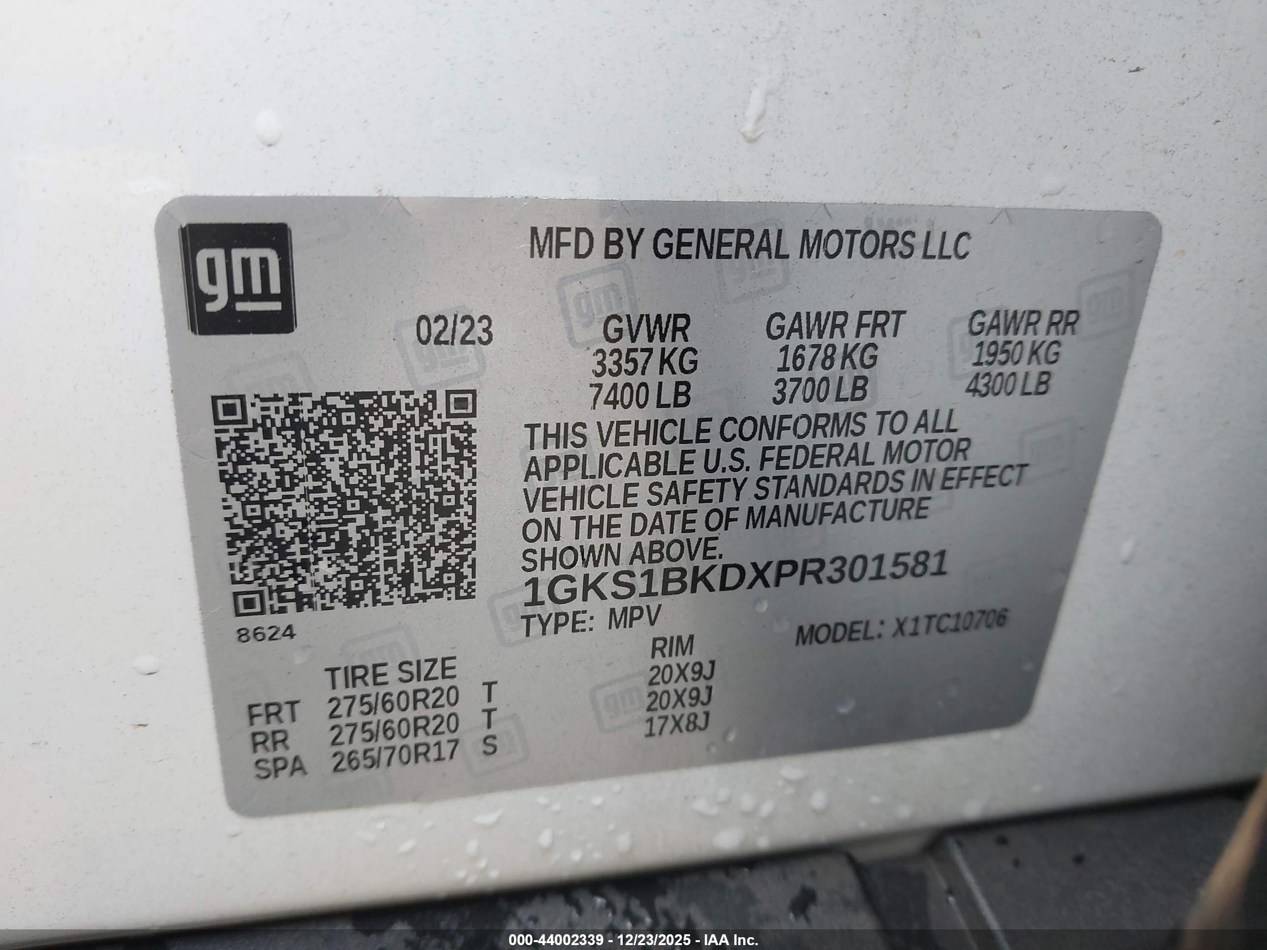 GMC YUKON image 9