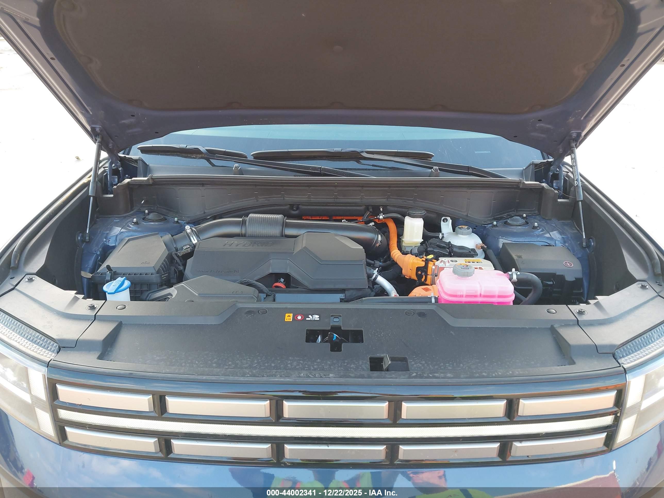 HYUNDAI SANTA image 10