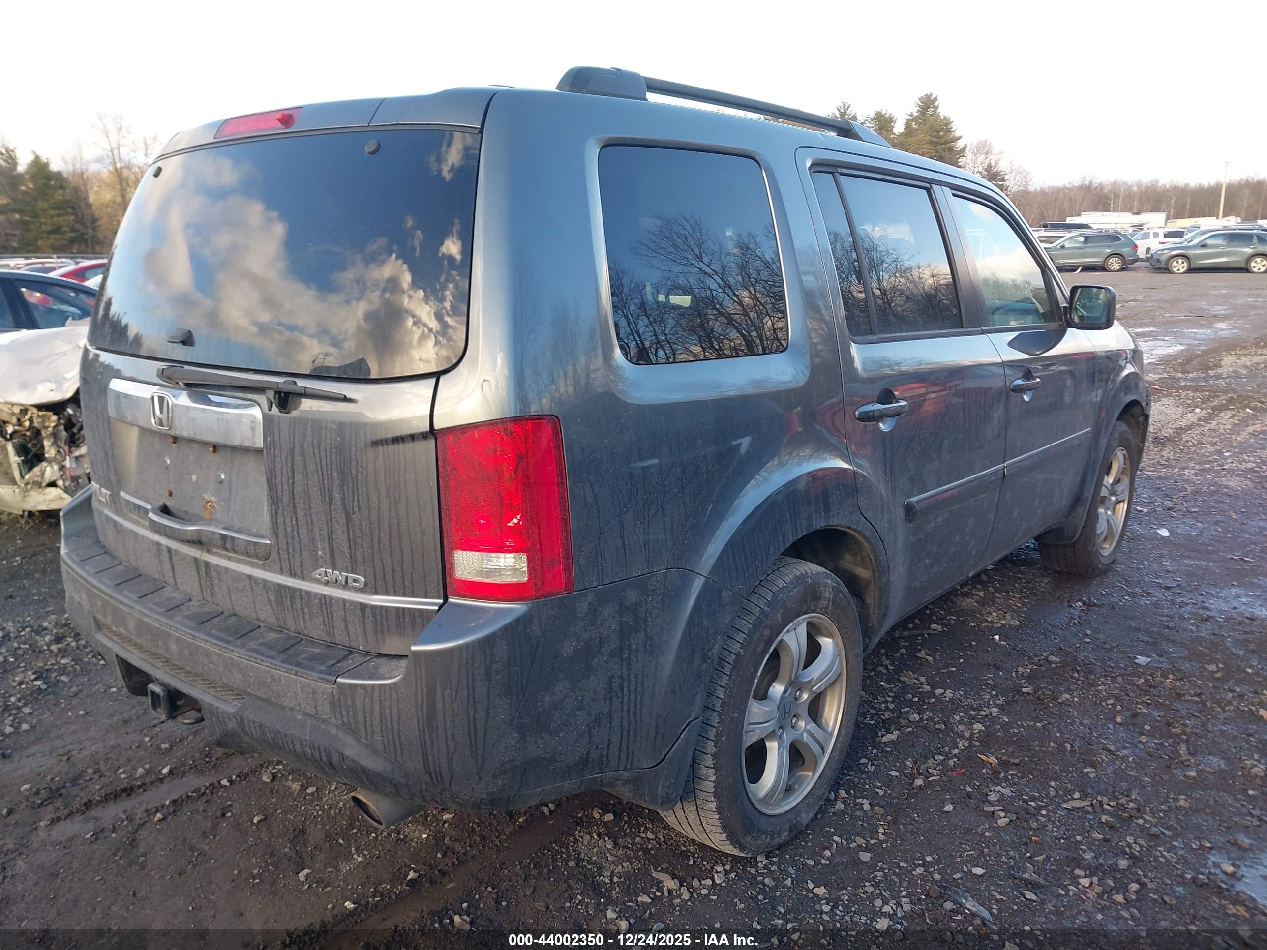 HONDA PILOT image 4