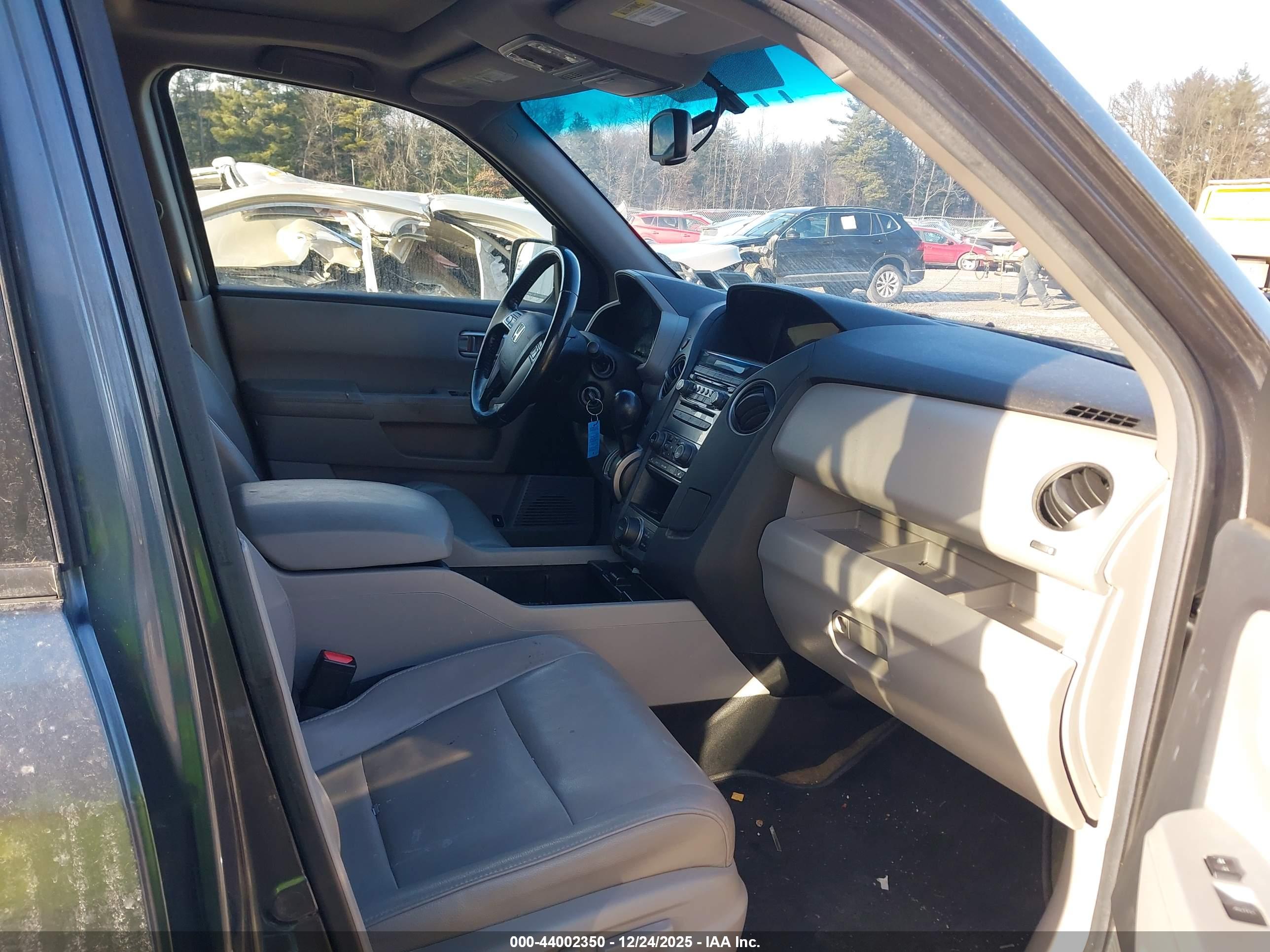 HONDA PILOT image 5