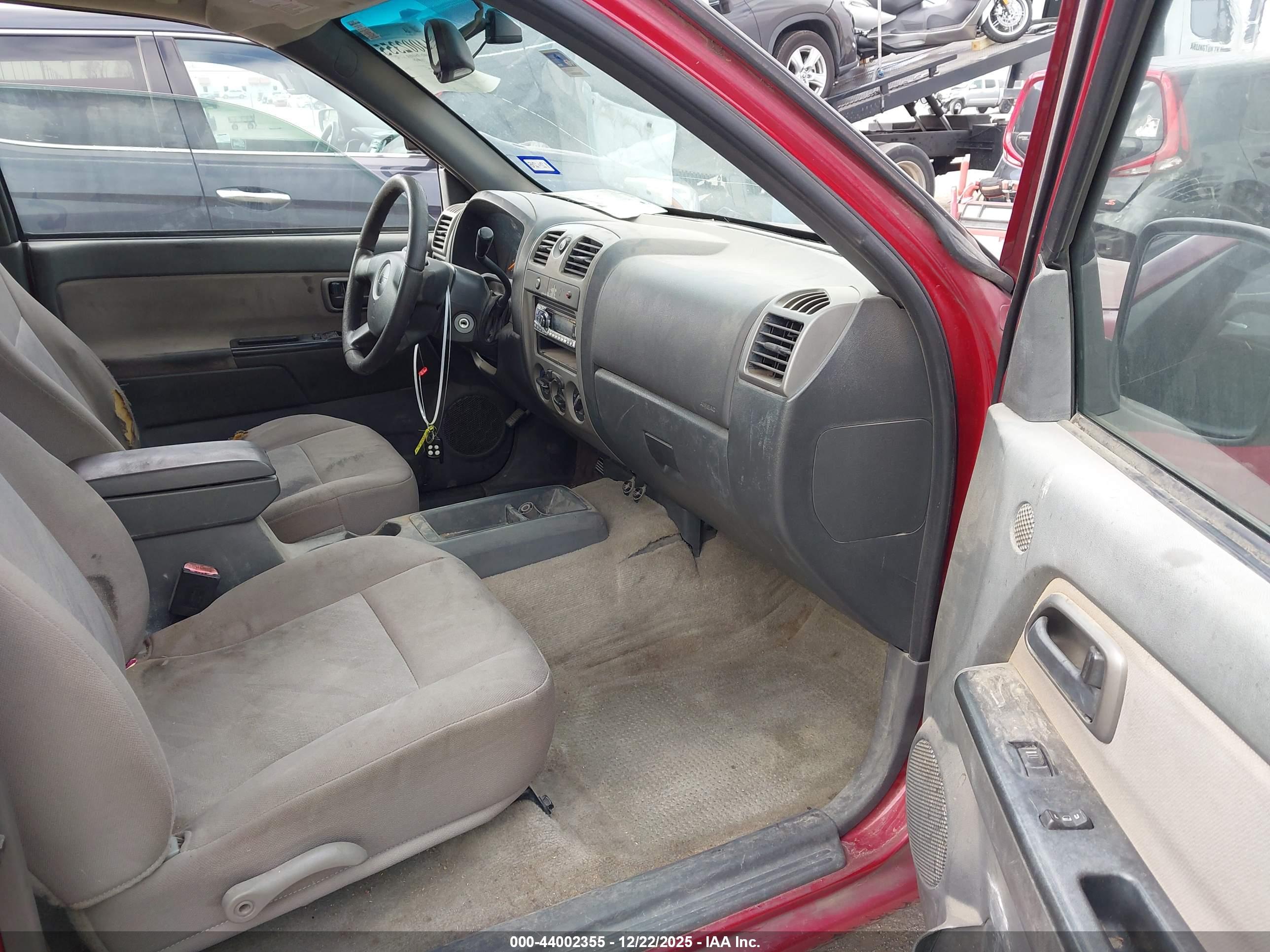 CHEVROLET COLORADO image 5
