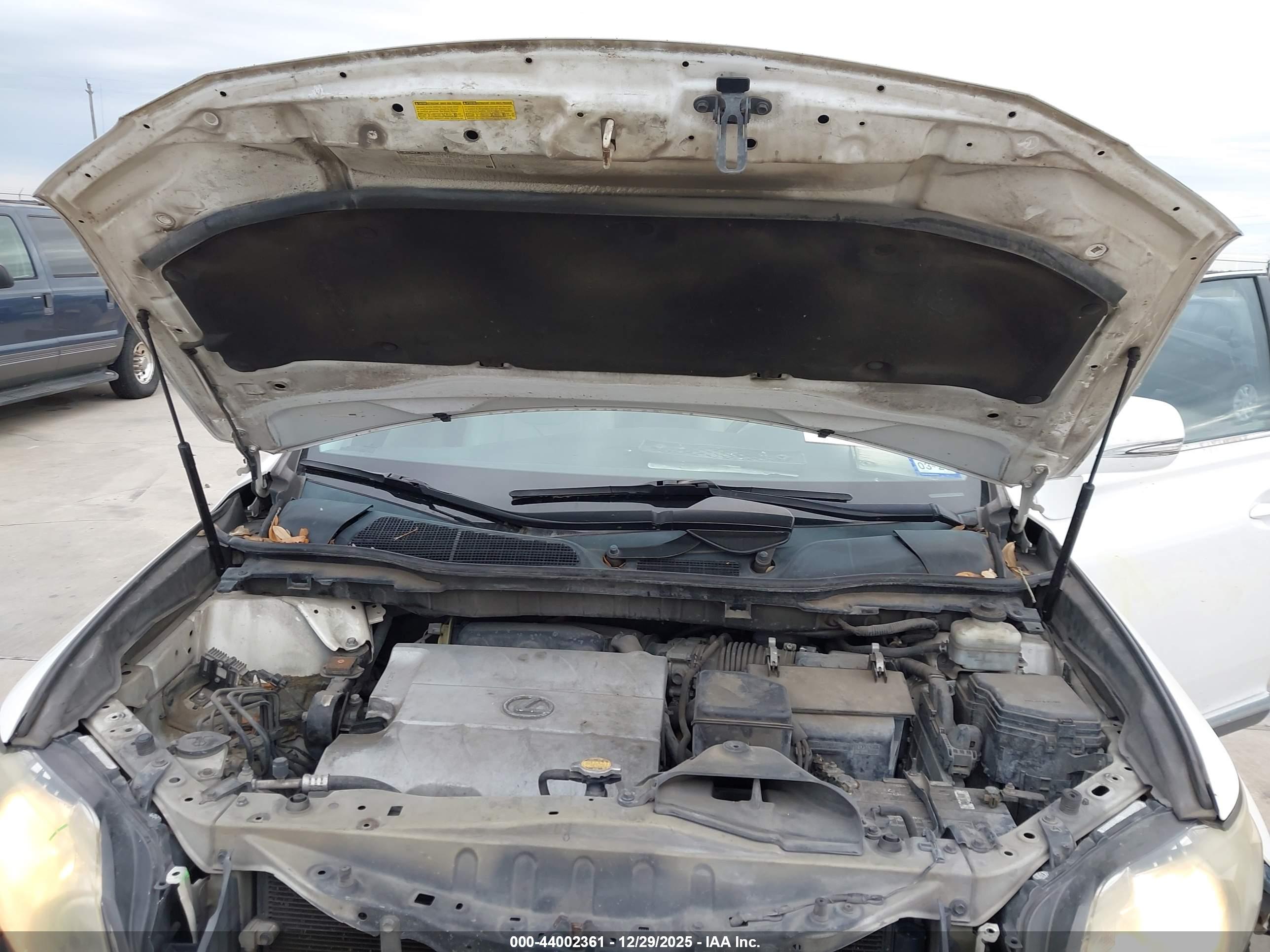 LEXUS RX image 10