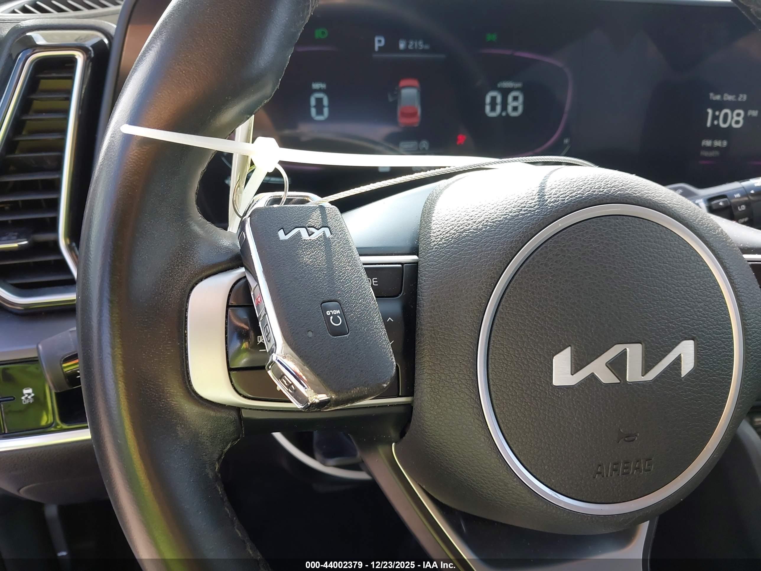 KIA SPORTAGE image 11
