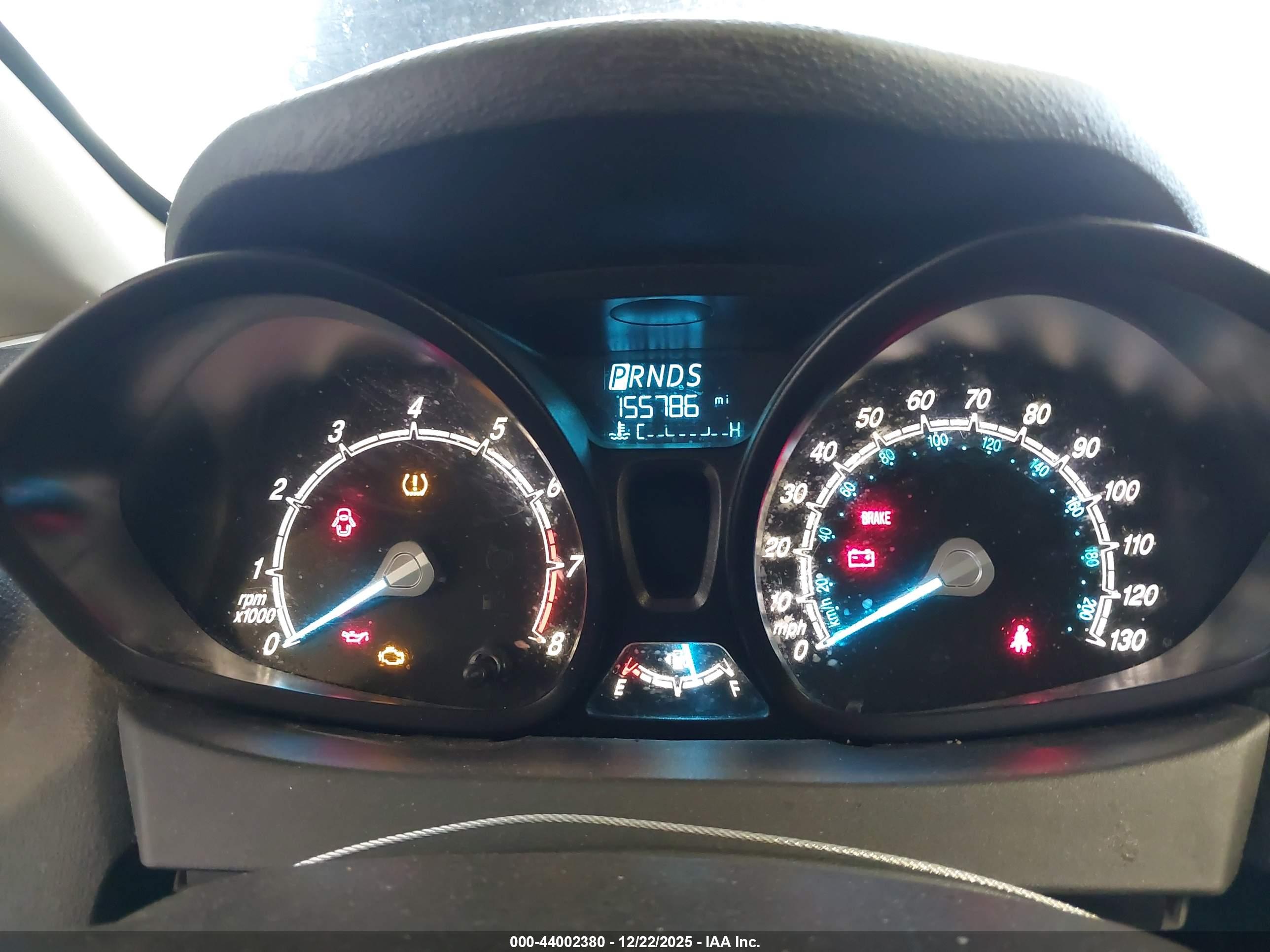 FORD FIESTA image 7