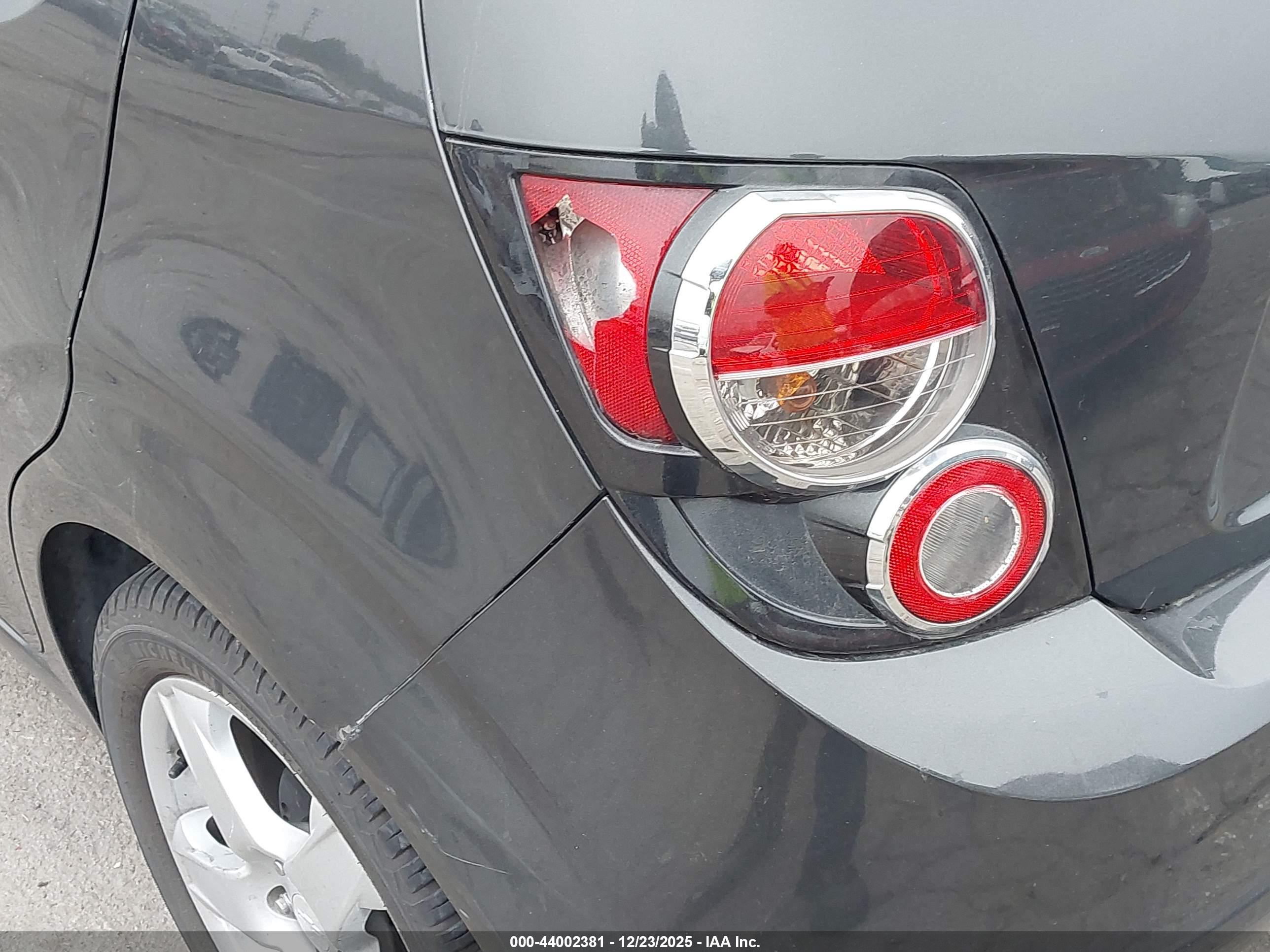 CHEVROLET SONIC image 6