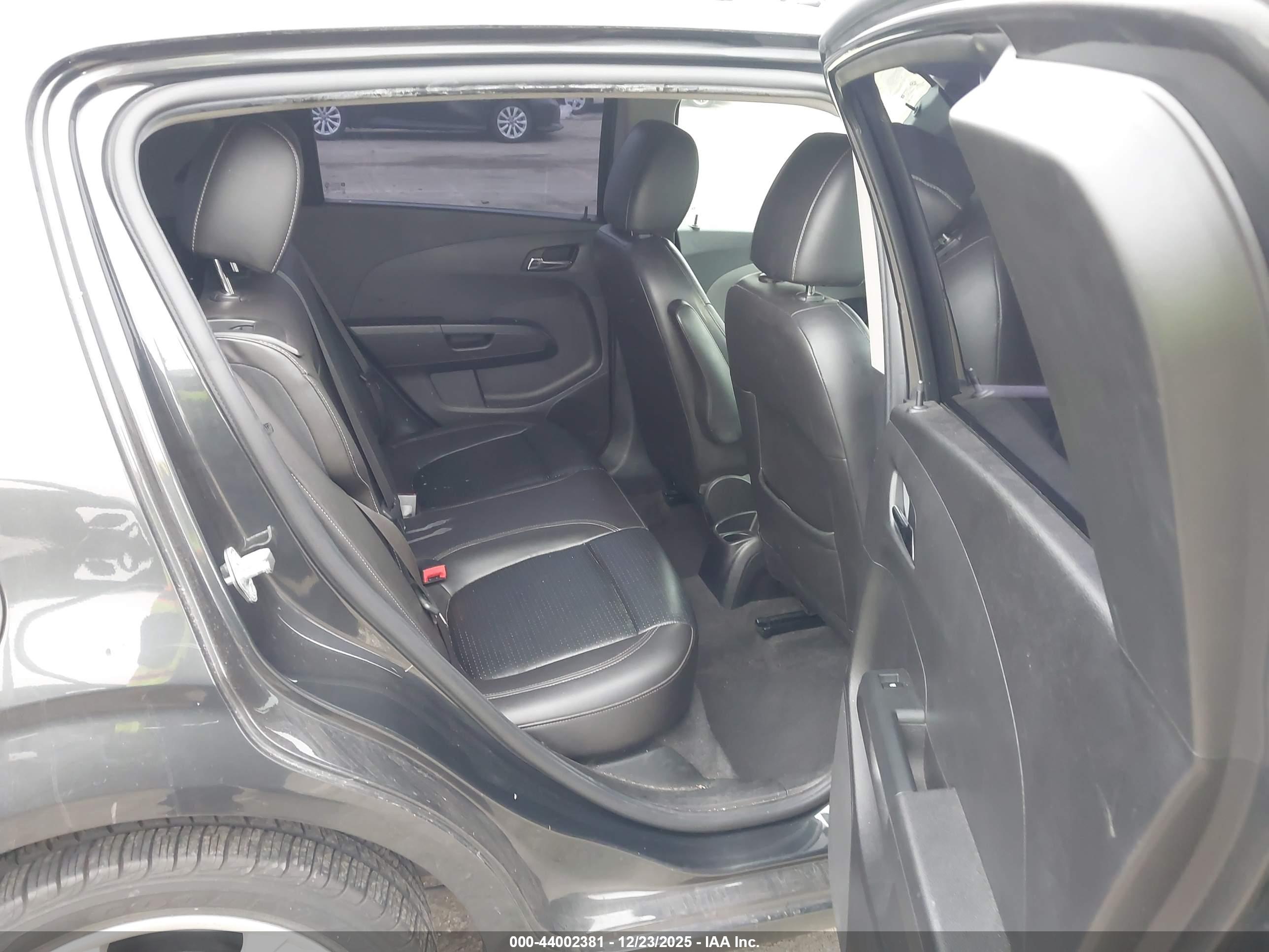 CHEVROLET SONIC image 8