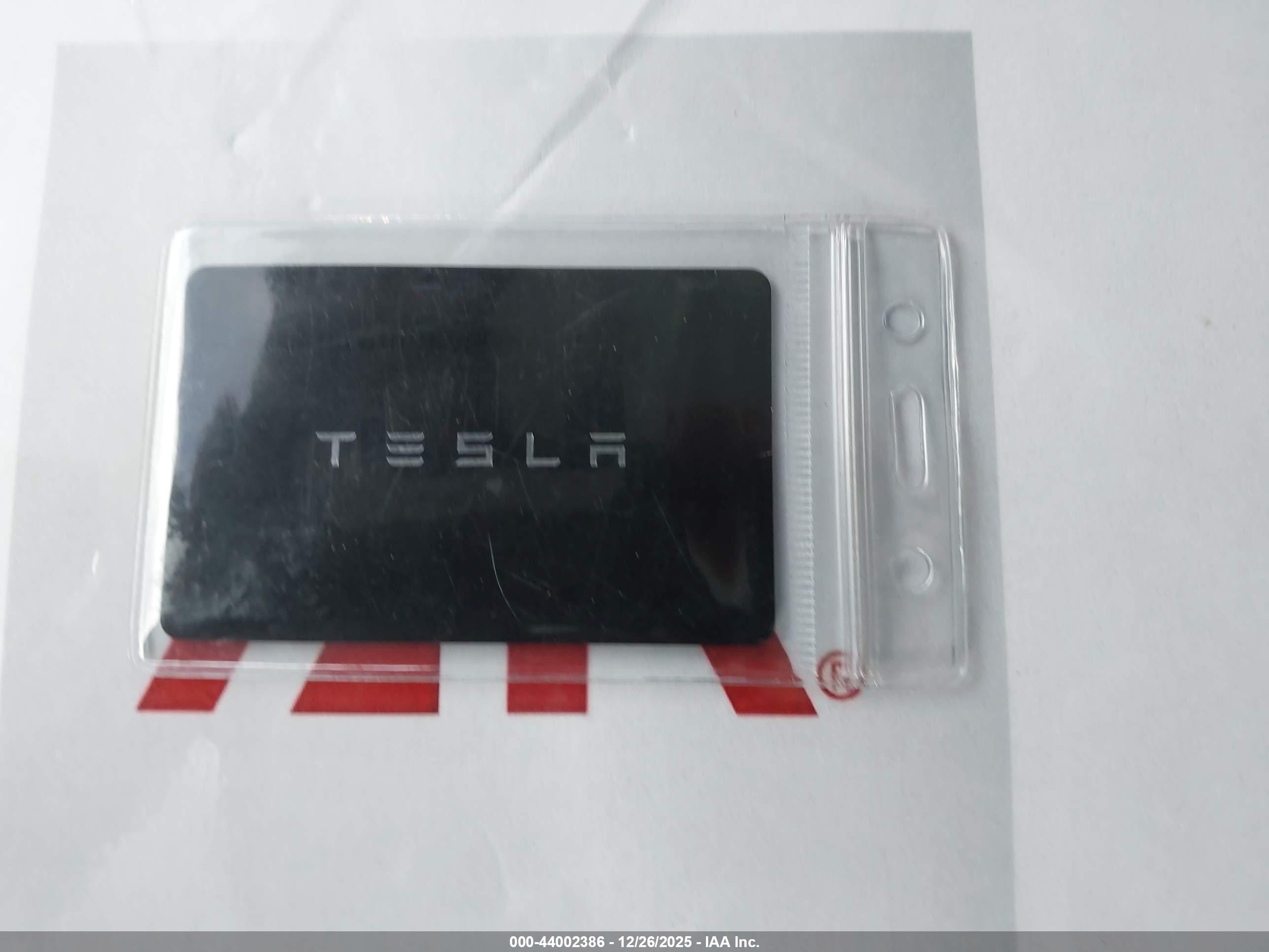 TESLA MODEL image 11