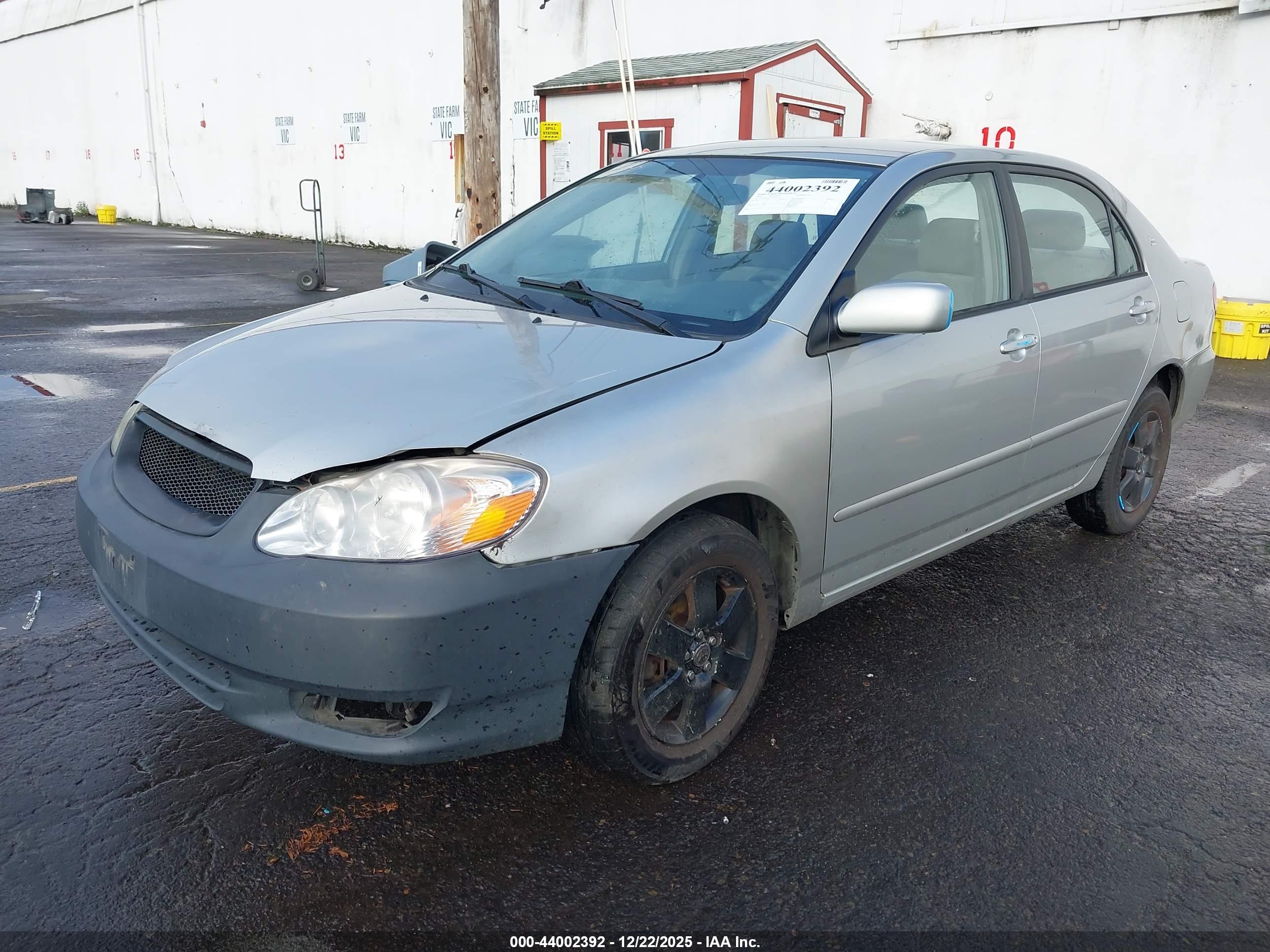 TOYOTA COROLLA image 2