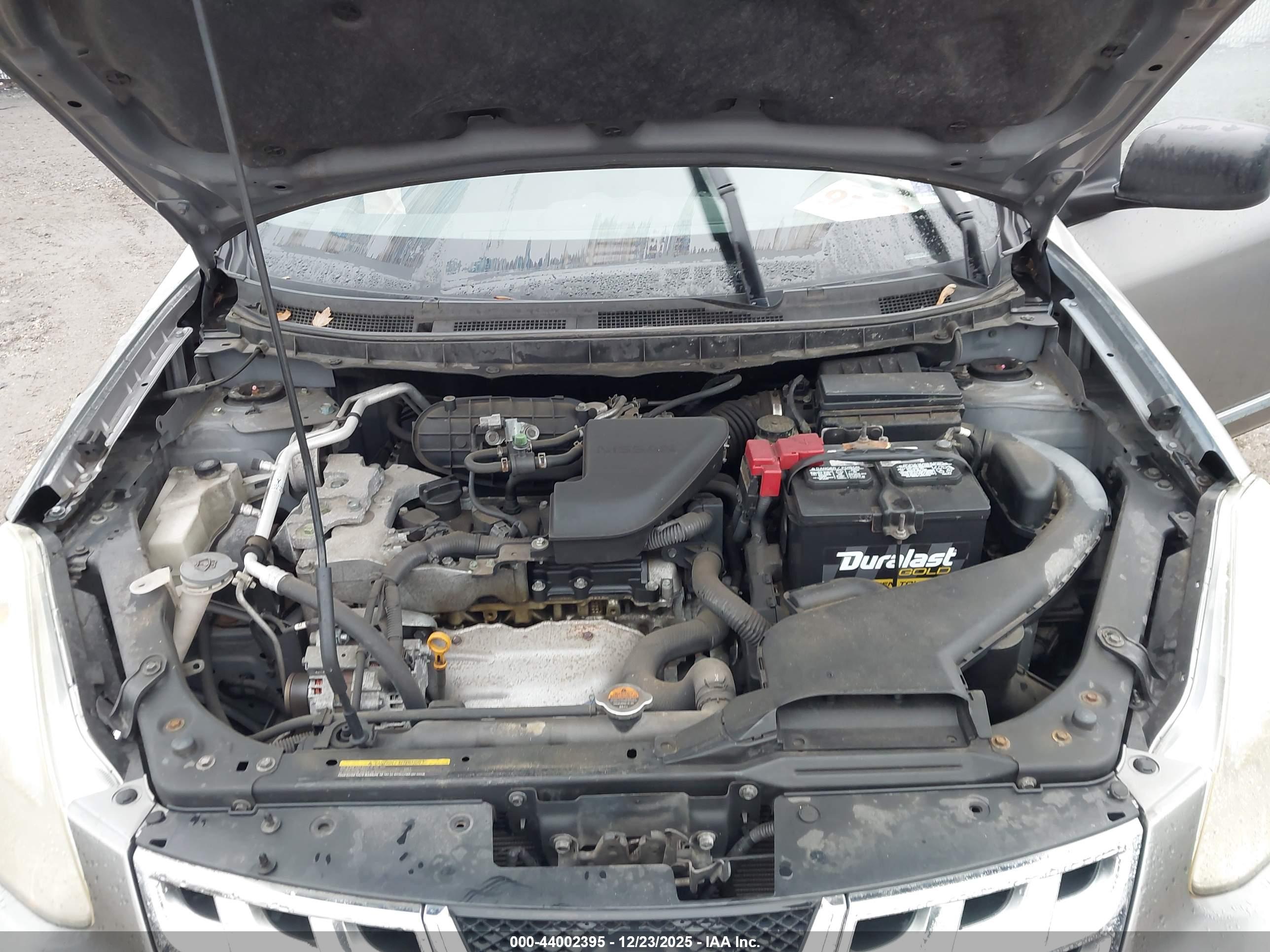 NISSAN ROGUE image 10