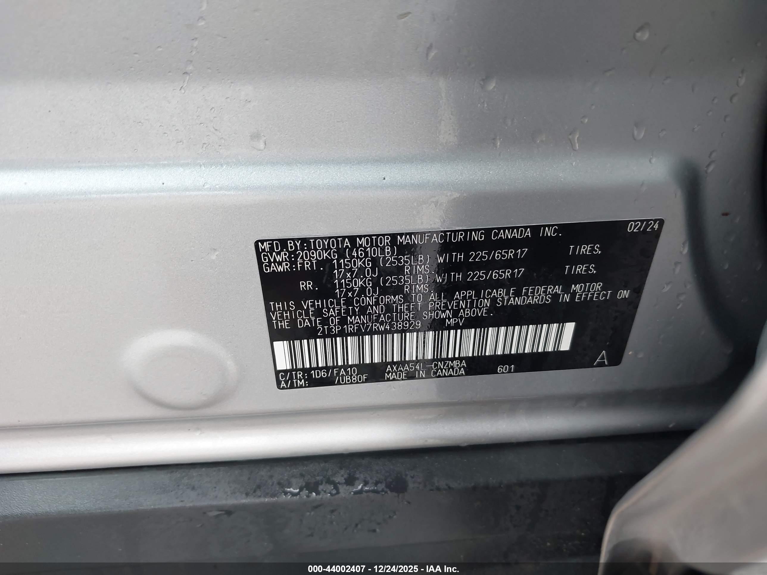TOYOTA RAV4 image 9